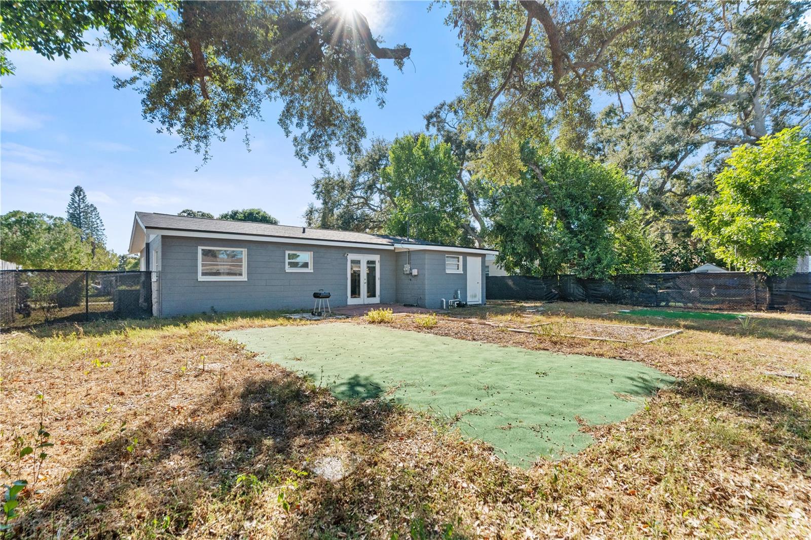 Image 25 of 33 For 10931 110th Avenue