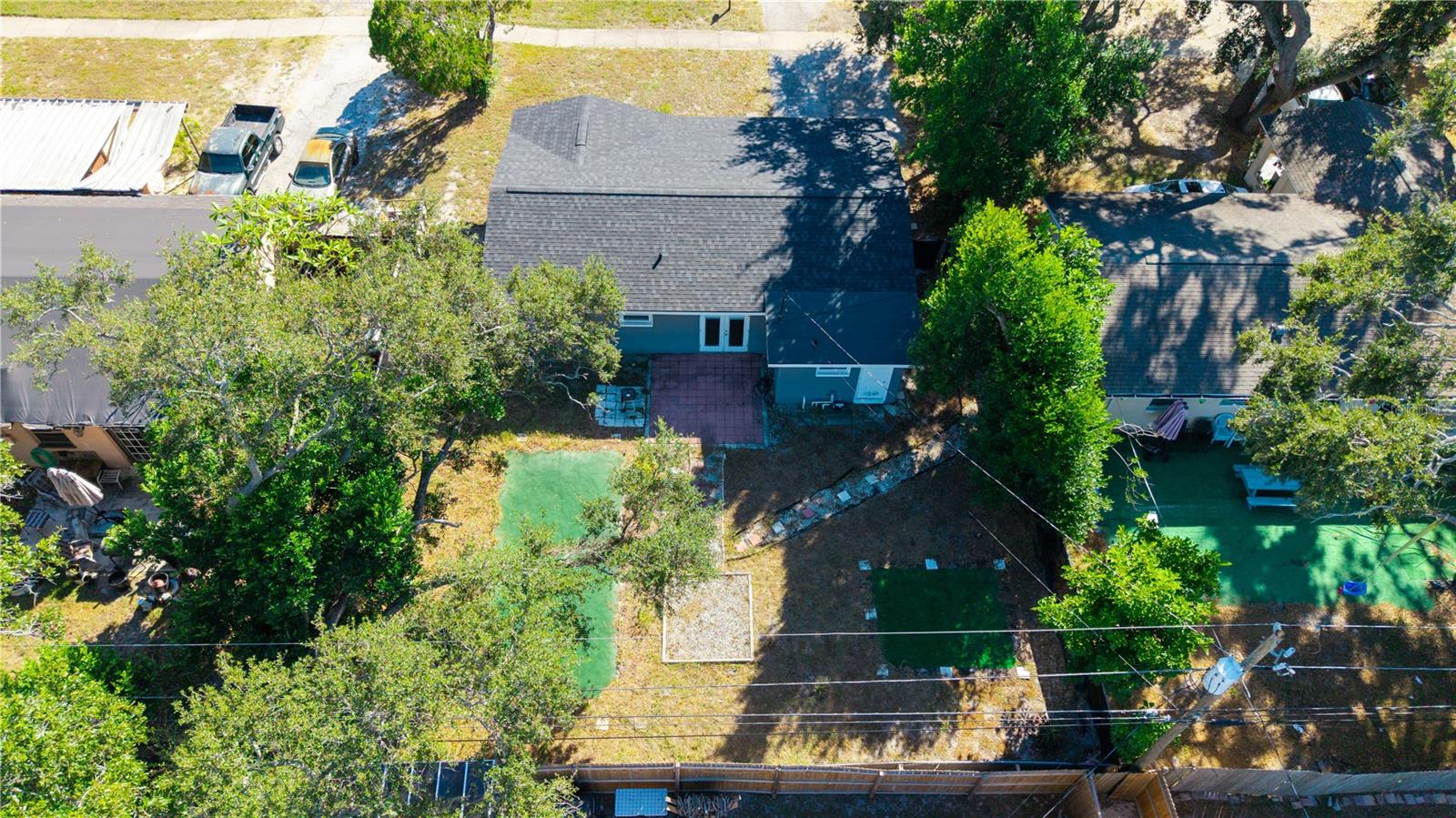 Image 4 of 33 For 10931 110th Avenue