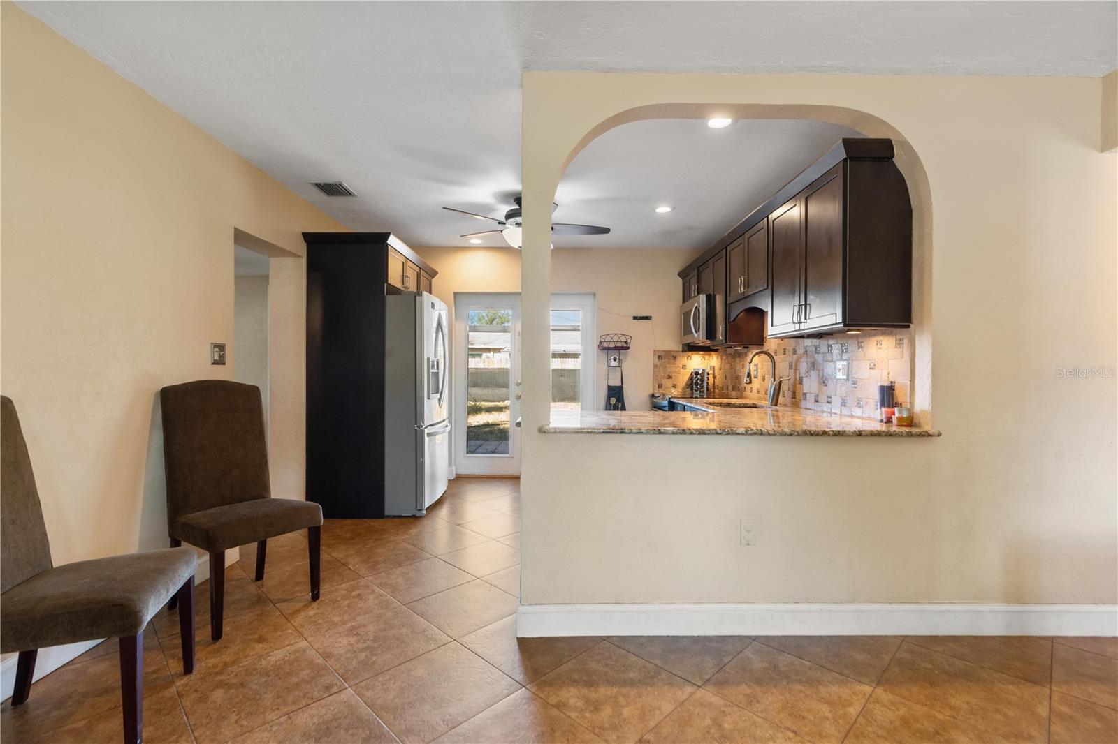 Image 9 of 33 For 10931 110th Avenue