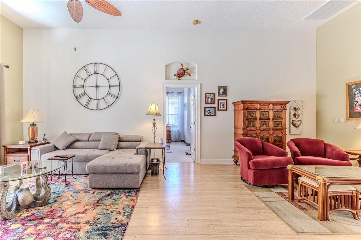 Image 21 of 39 For 9406 Burnam Drive