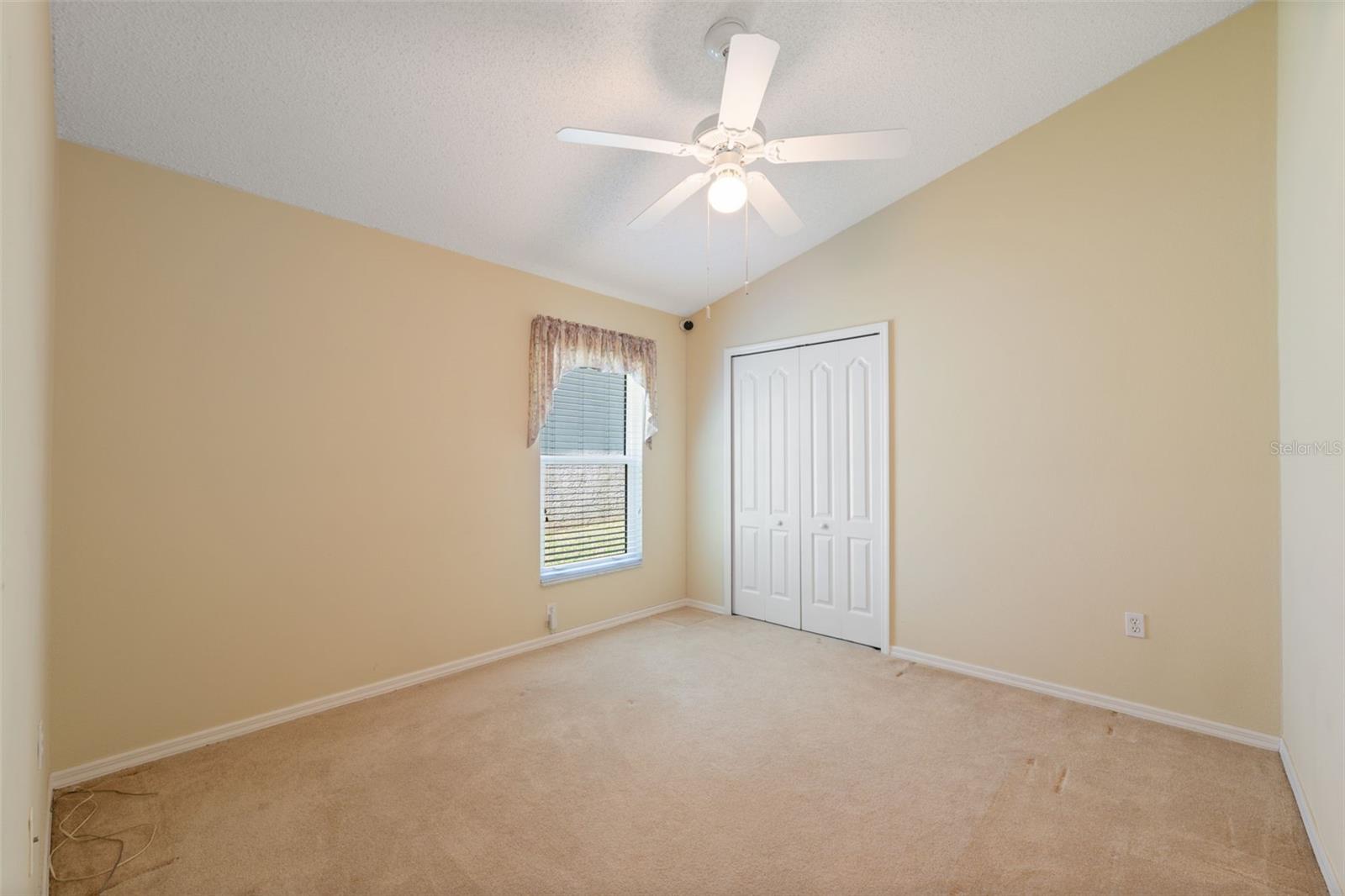 Image 24 of 57 For 283 Quane Avenue