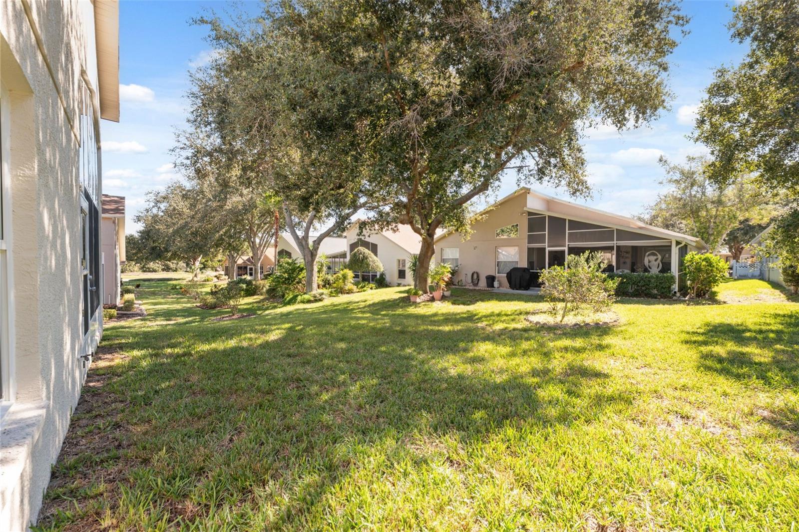 Image 28 of 57 For 283 Quane Avenue