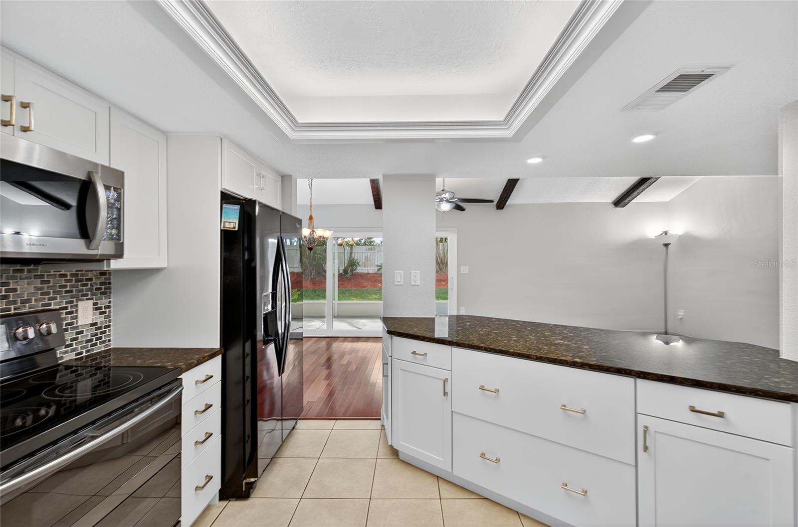 Image 11 of 55 For 302 Leafwood Road