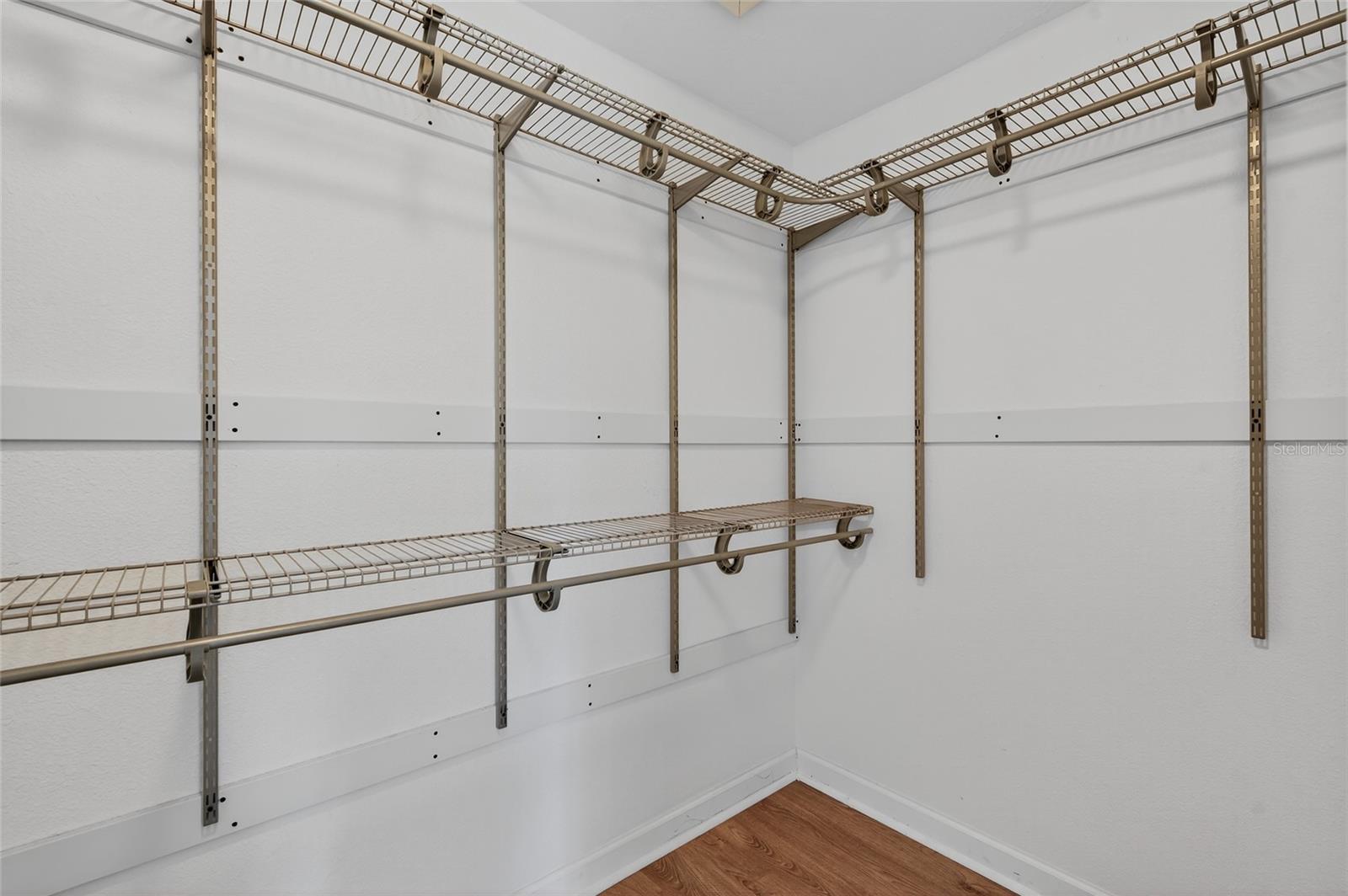 Image 21 of 55 For 302 Leafwood Road