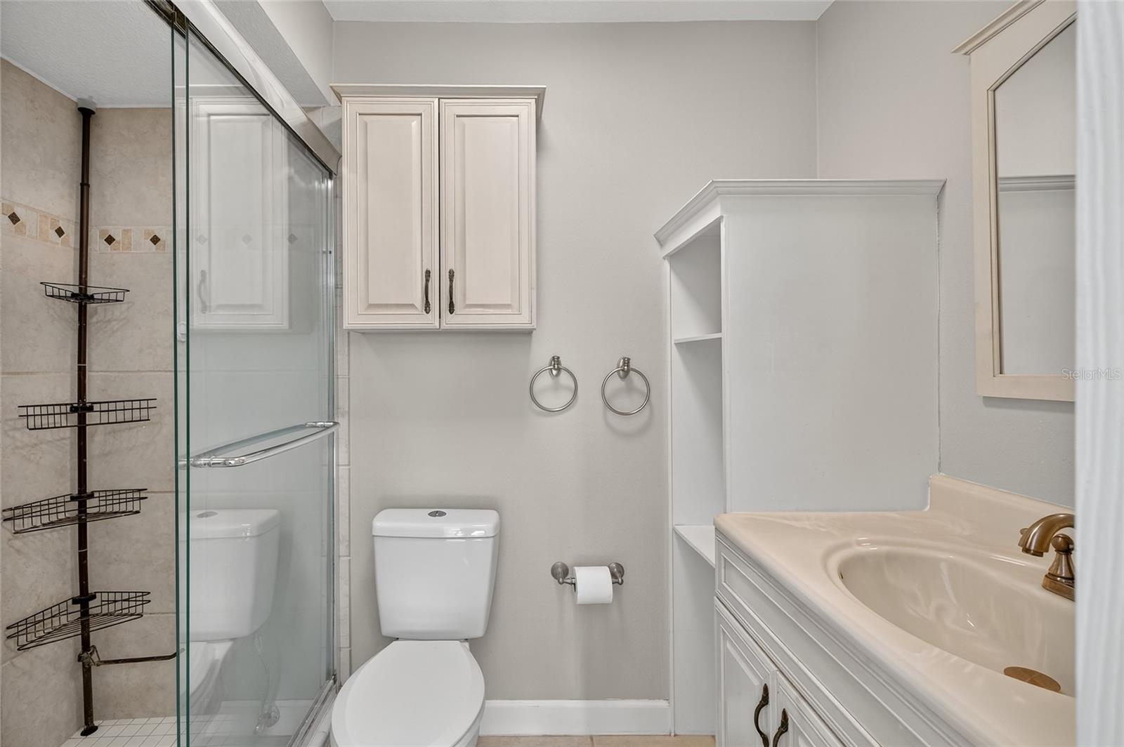 Image 22 of 55 For 302 Leafwood Road