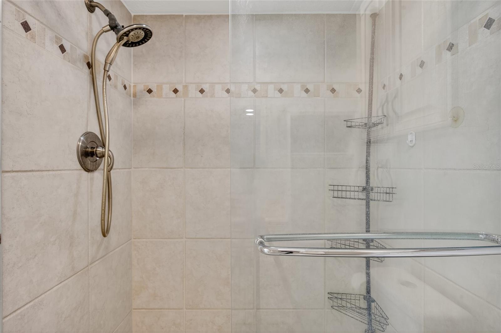 Image 24 of 55 For 302 Leafwood Road