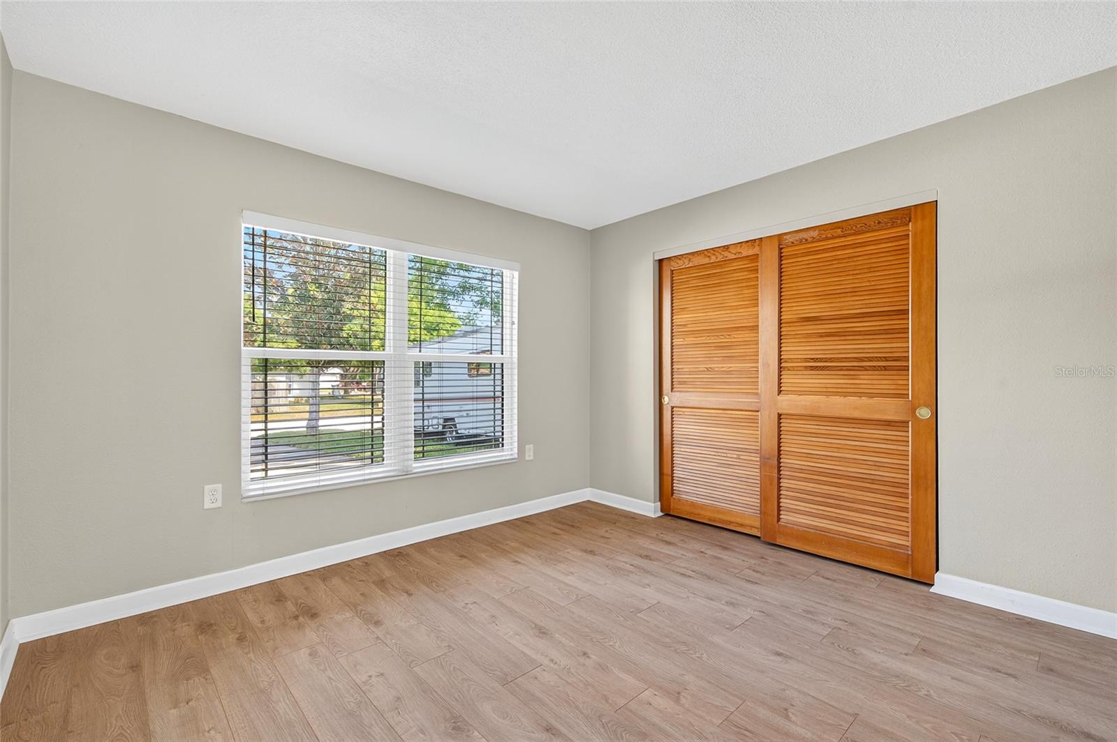 Image 35 of 55 For 302 Leafwood Road