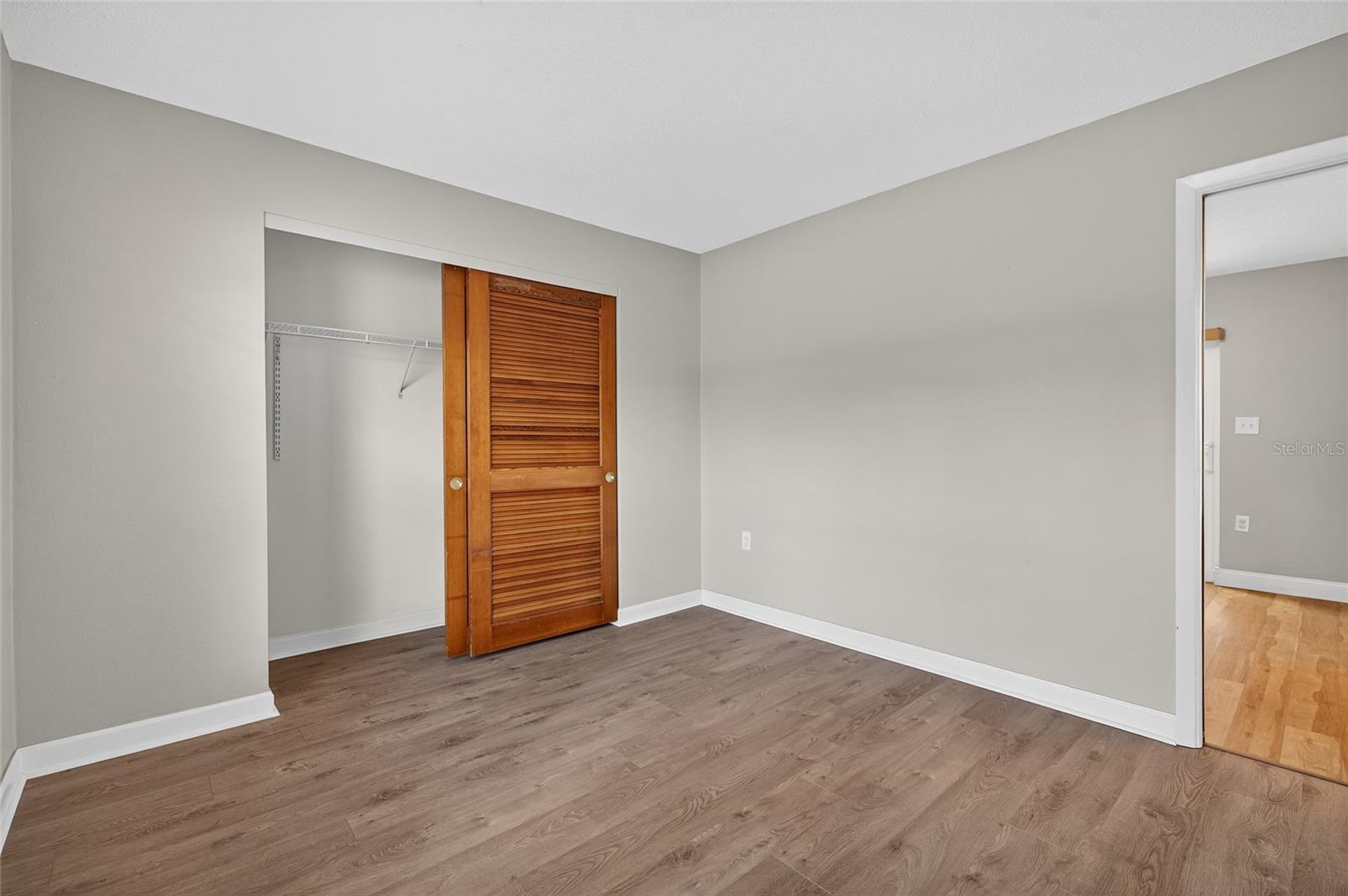 Image 36 of 55 For 302 Leafwood Road