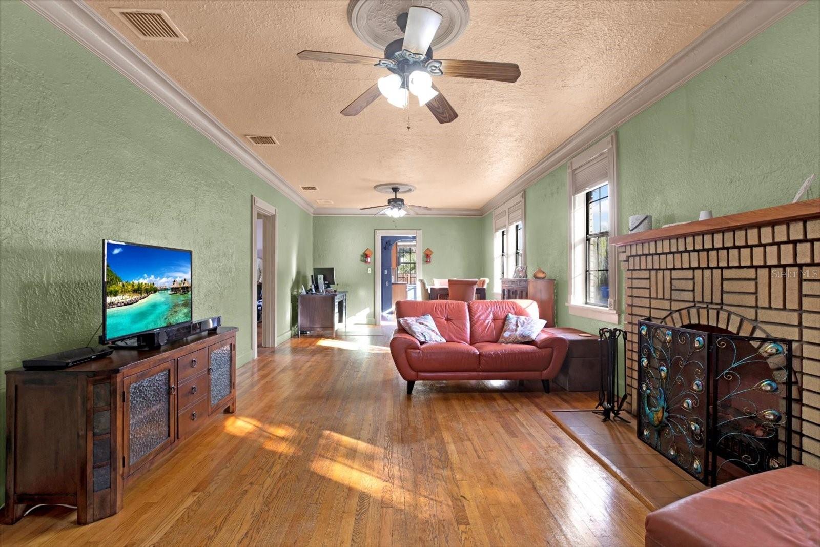 Image 4 of 22 For 3201 7th Avenue N