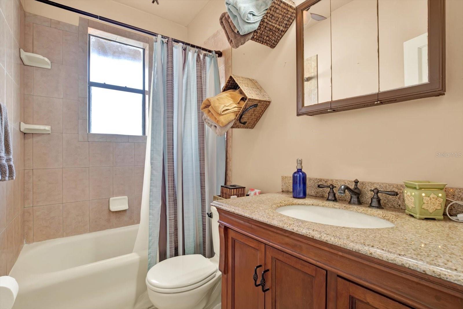 Image 9 of 22 For 3201 7th Avenue N