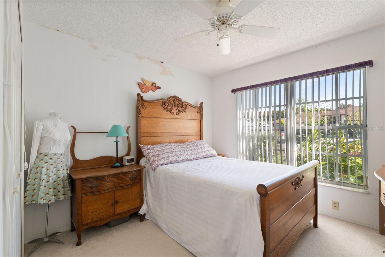 Image 21 of 34 For 5301 El Cerro Drive