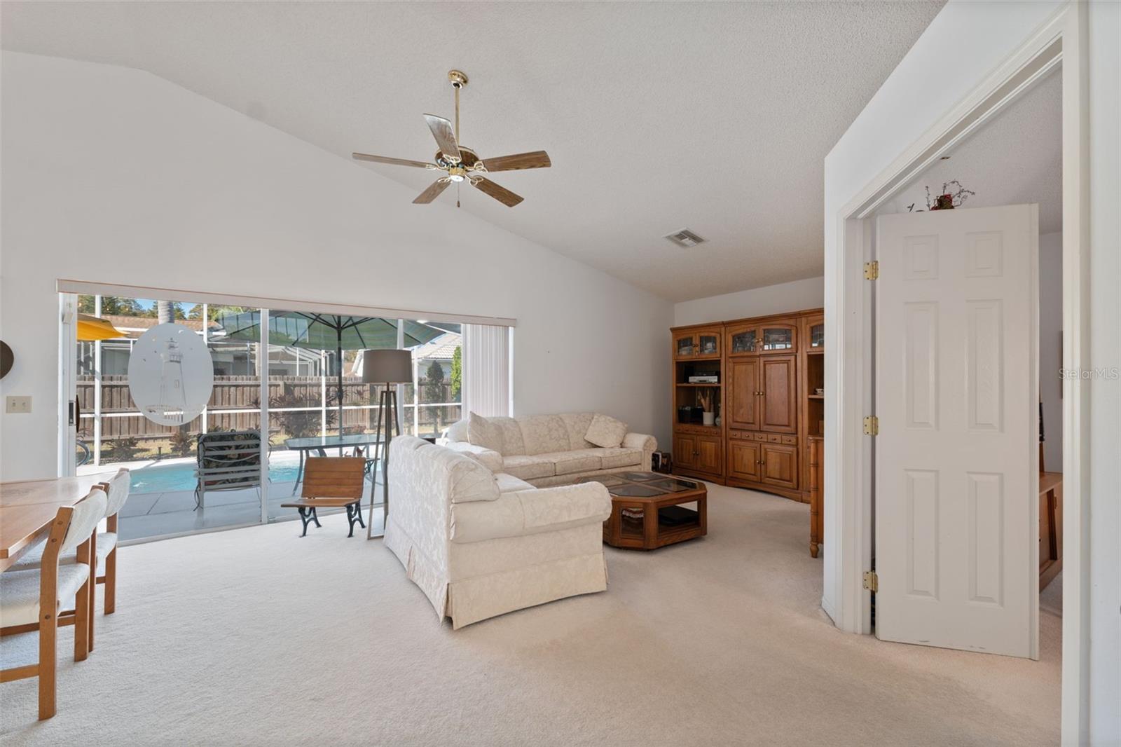 Image 9 of 34 For 5301 El Cerro Drive