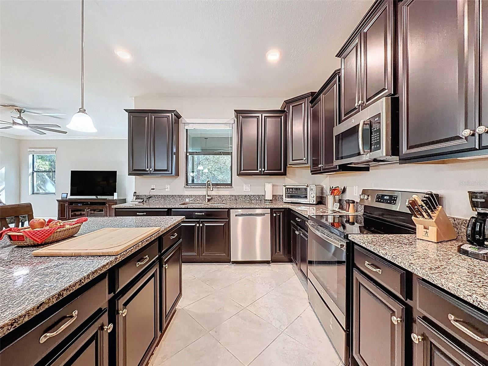 Image 4 of 25 For 28520 Tranquil Lake Circle