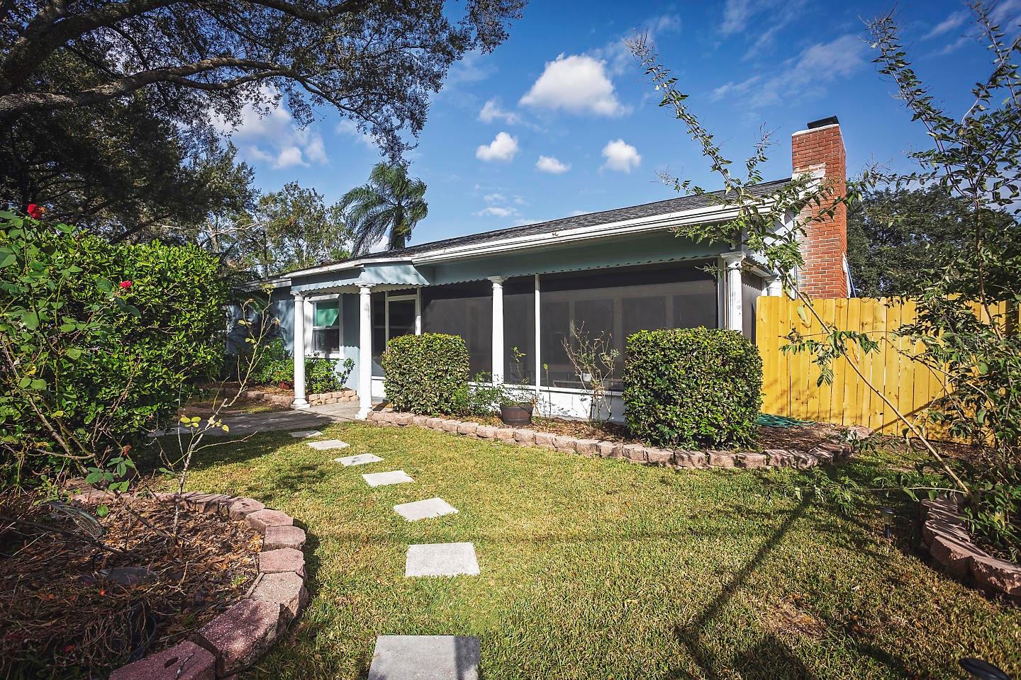 Image 2 of 32 For 2614 Fairview Avenue