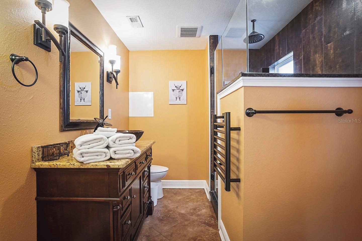 Image 24 of 32 For 2614 Fairview Avenue