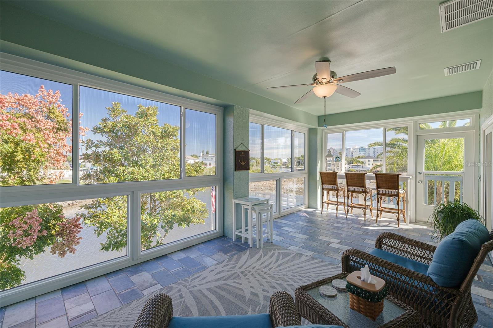 Image 15 of 59 For 6126 Seaside Drive