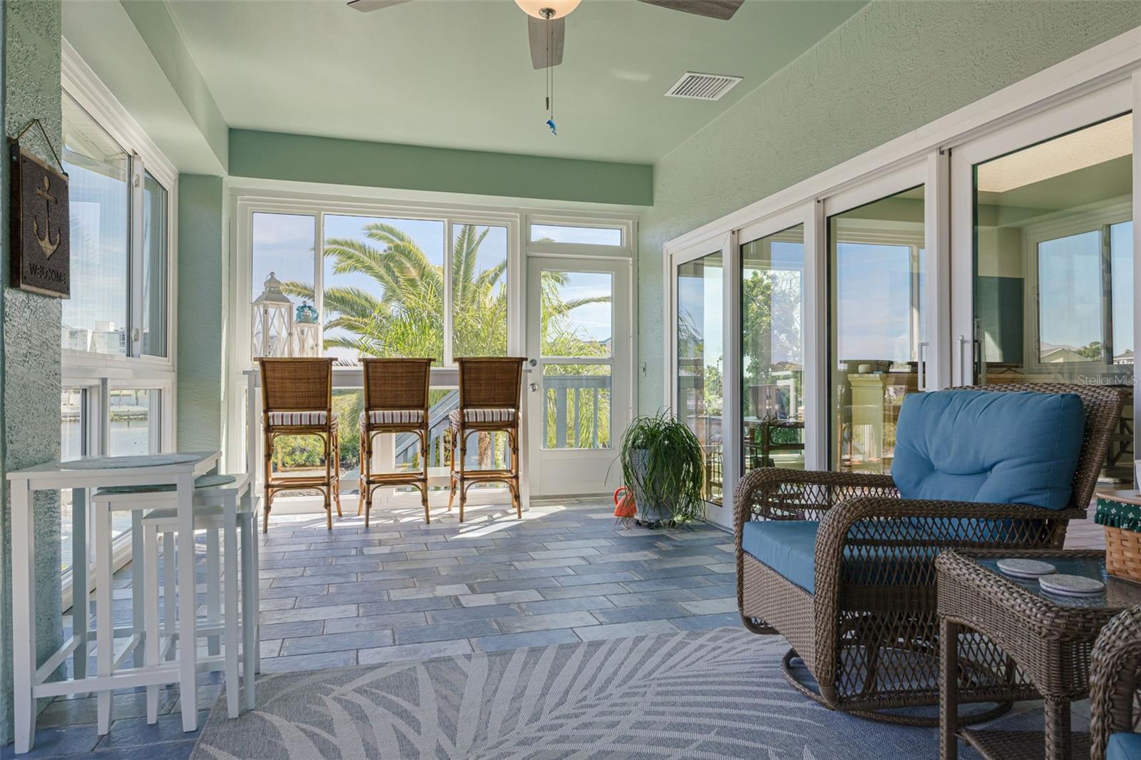 Image 16 of 59 For 6126 Seaside Drive