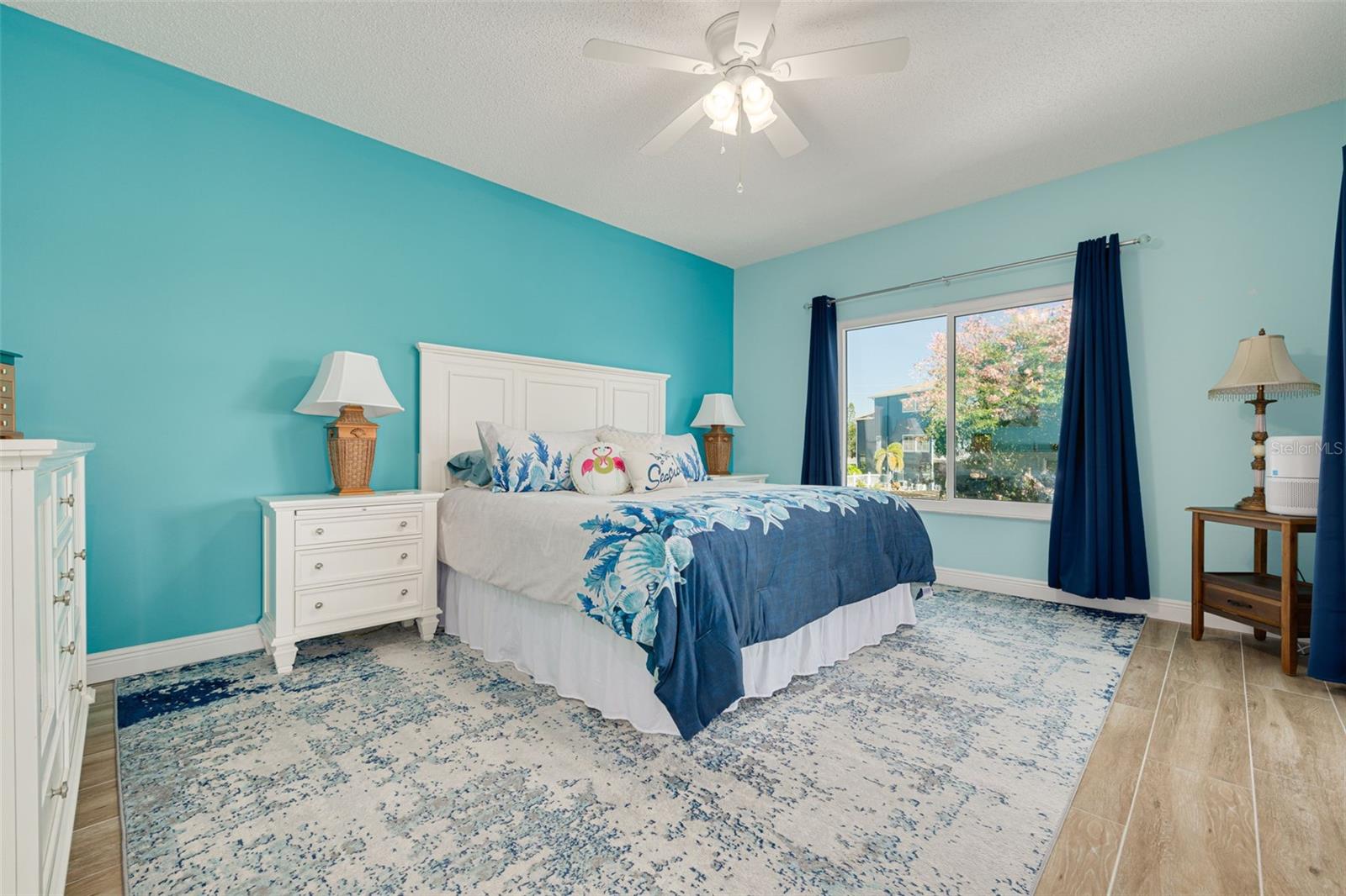 Image 19 of 59 For 6126 Seaside Drive