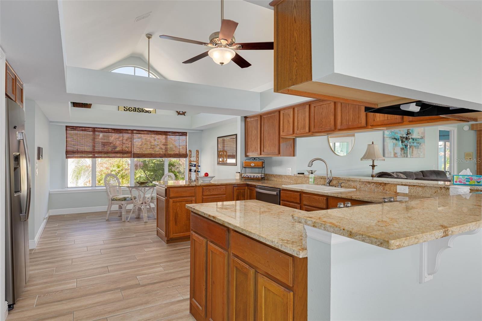 Image 8 of 59 For 6126 Seaside Drive