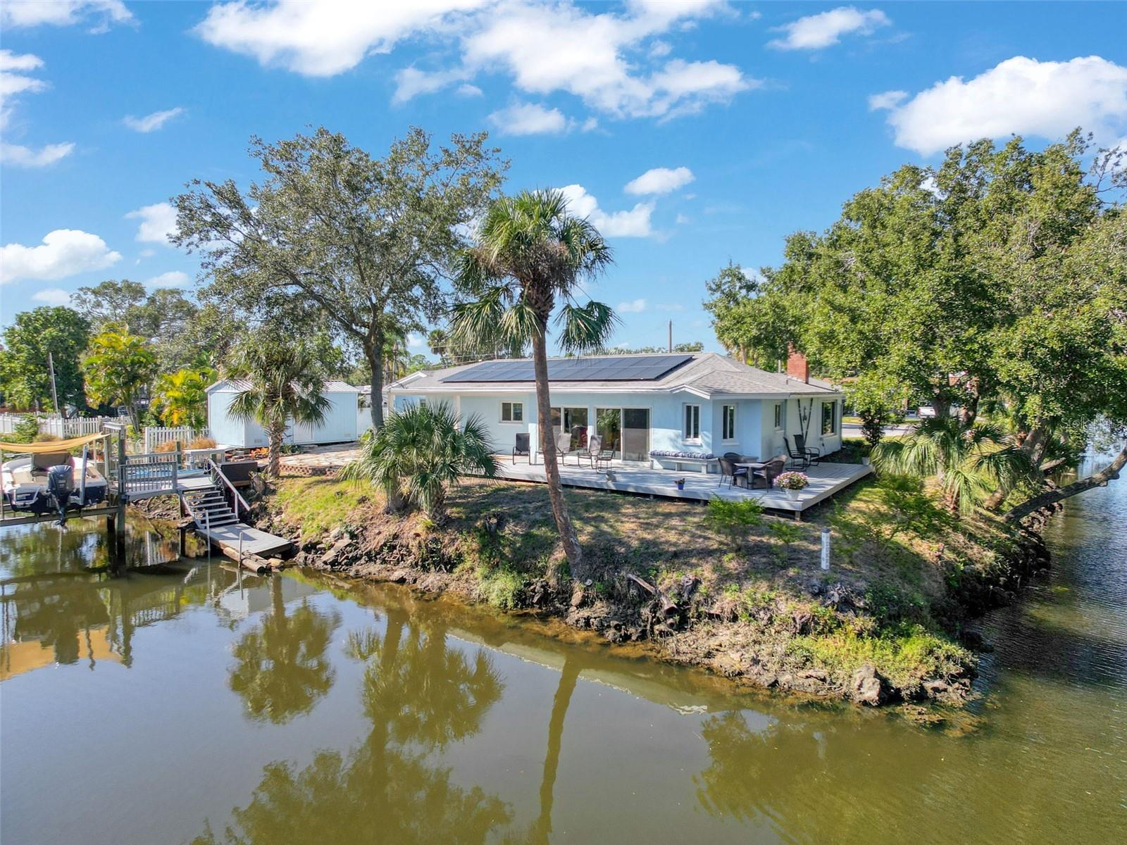 Listing photo id 31 for 8716 Green Street