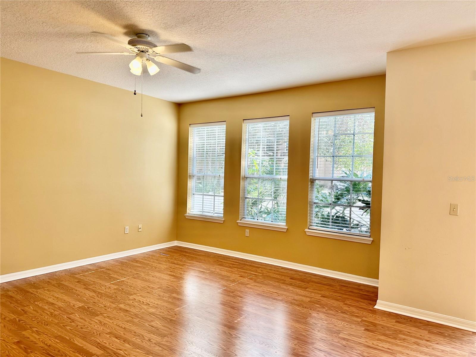 Image 16 of 56 For 27747 Pleasure Ride Loop