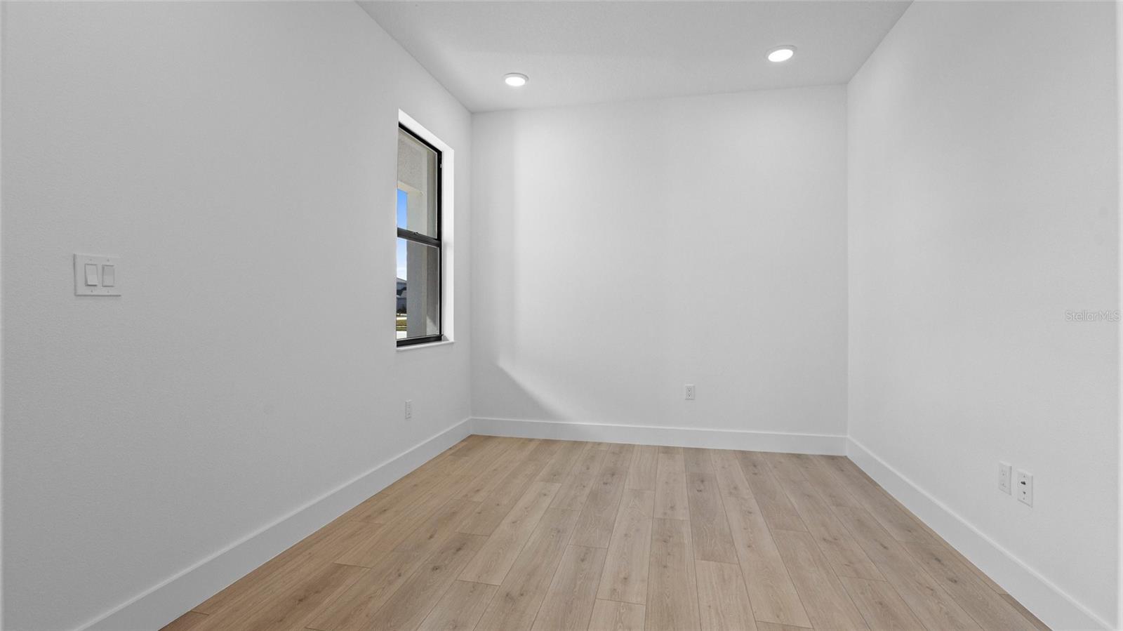 Image 30 of 59 For 18366 Rockport Place