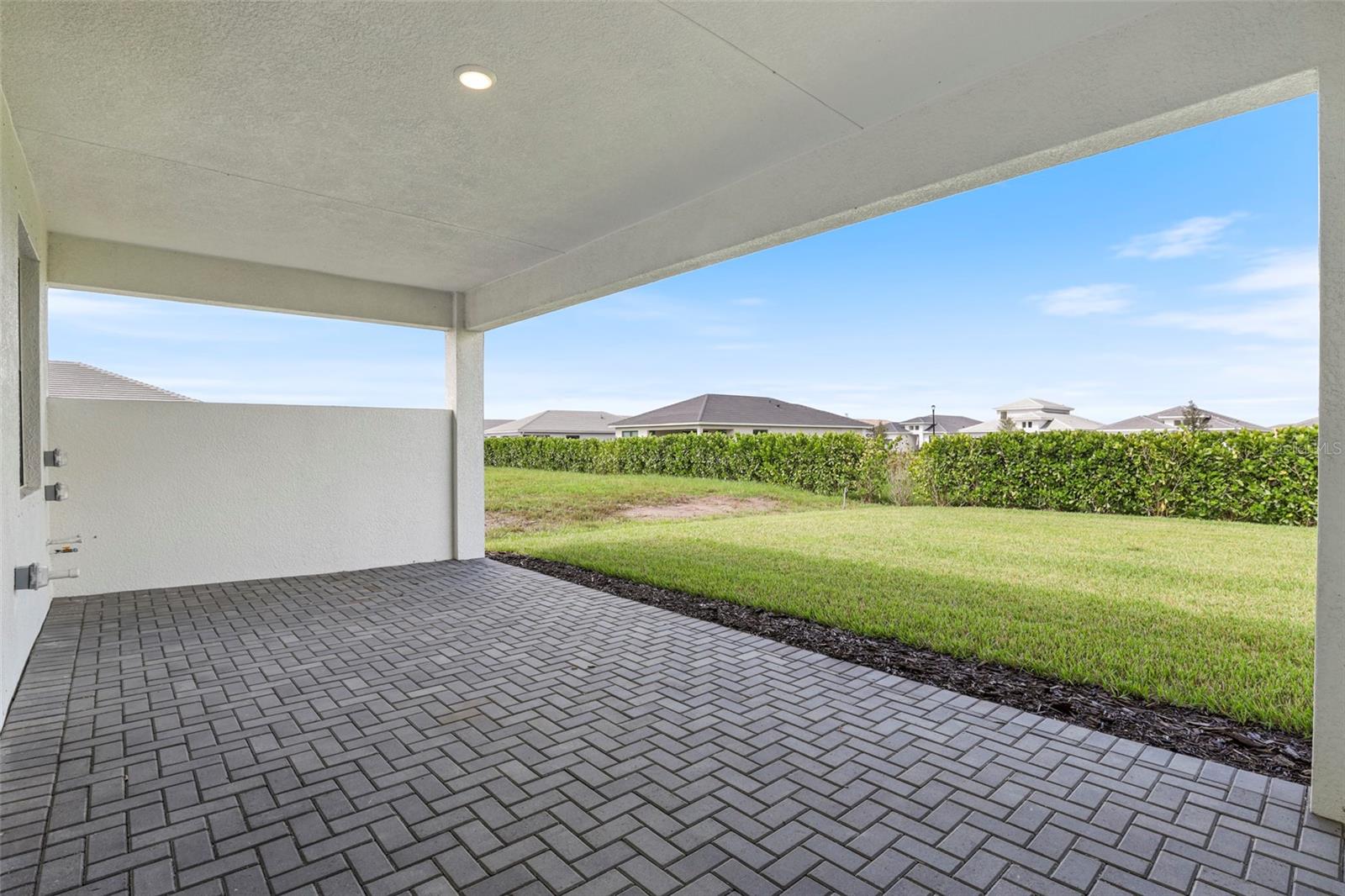 Image 13 of 90 For 18119 Cresswind Terrace