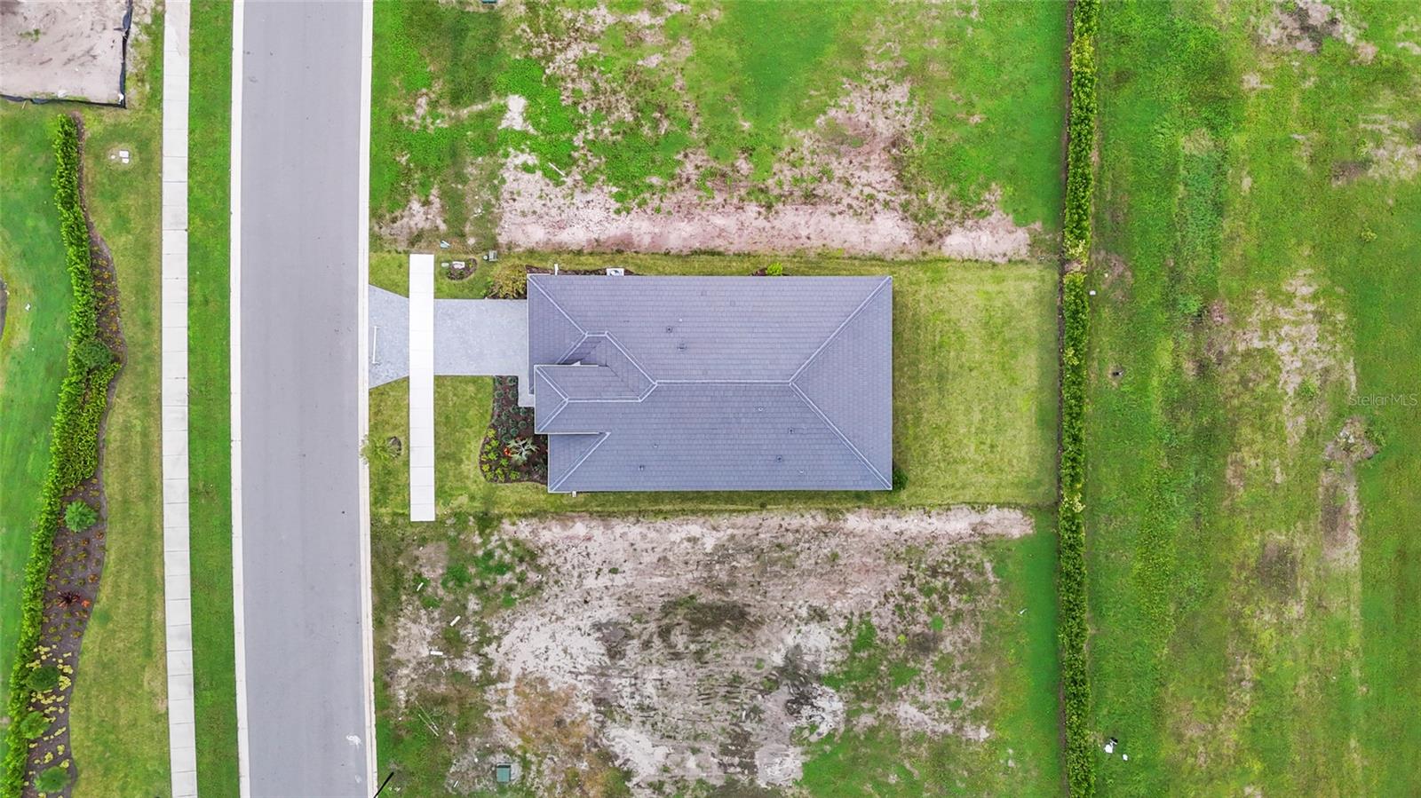 Image 23 of 90 For 18119 Cresswind Terrace