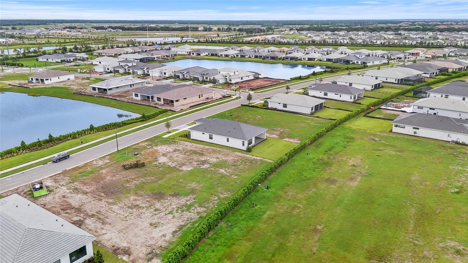 Image 25 of 90 For 18119 Cresswind Terrace