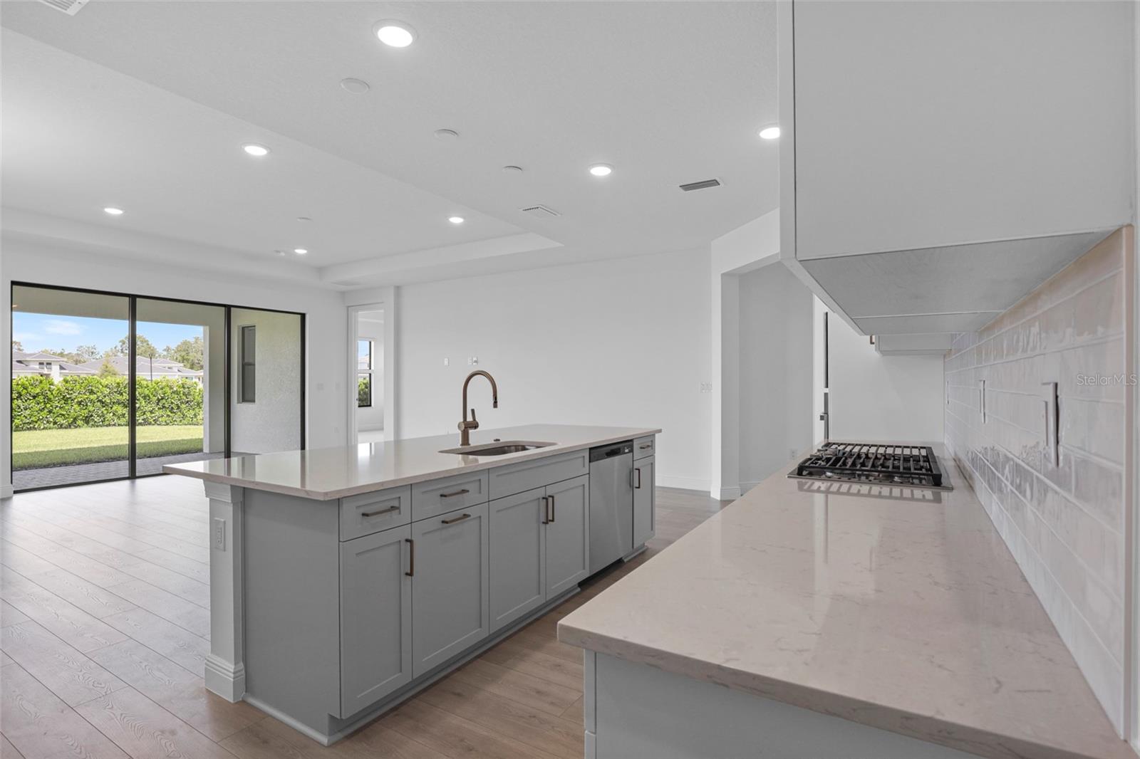 Image 38 of 90 For 18119 Cresswind Terrace