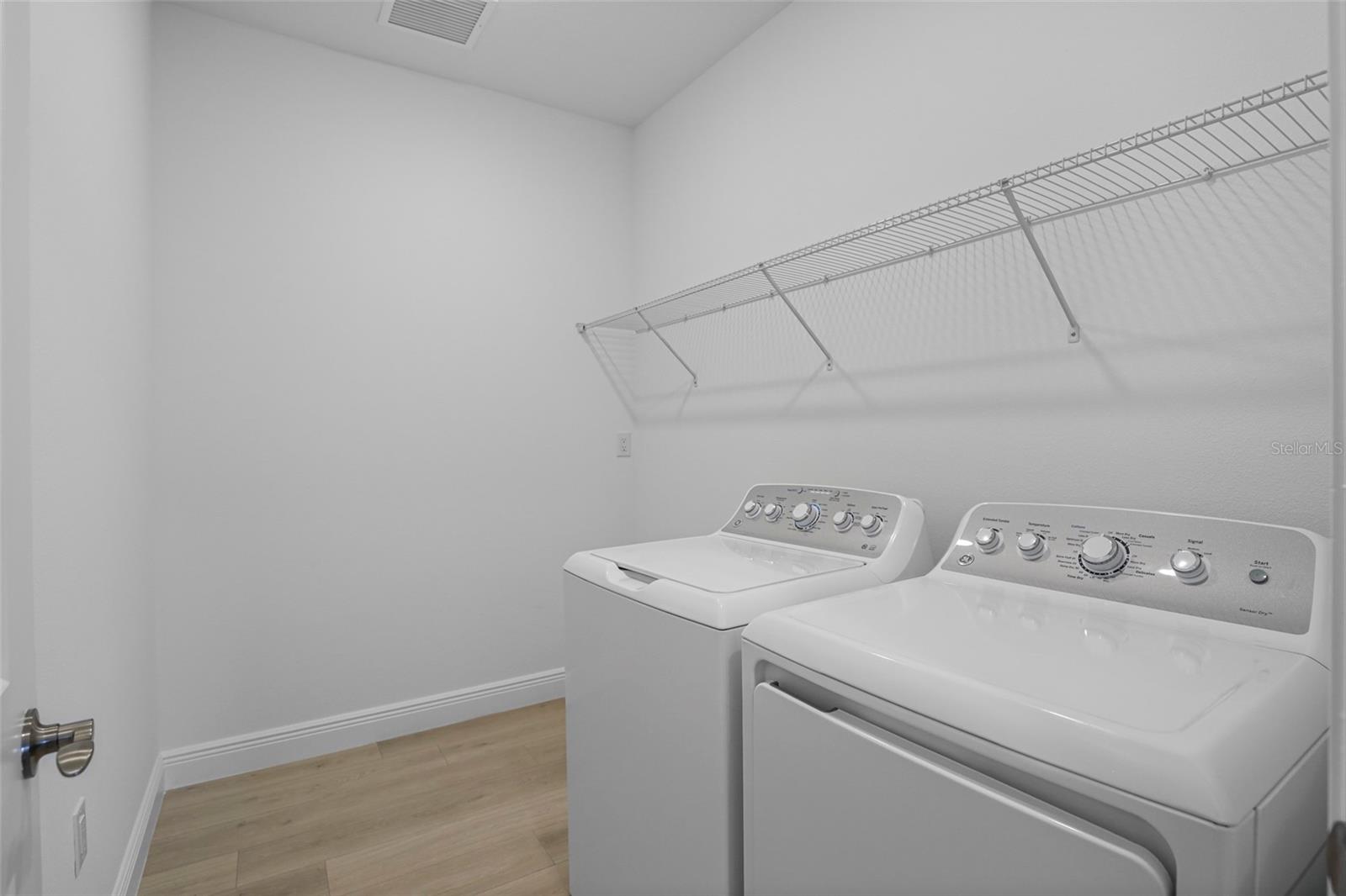 Image 60 of 90 For 18119 Cresswind Terrace