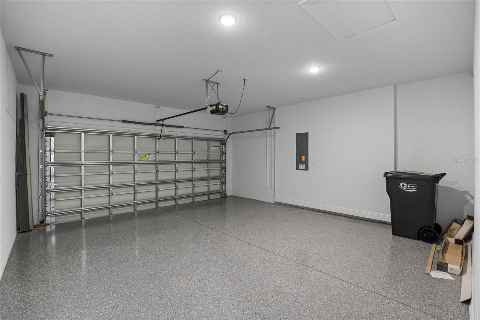 Image 61 of 90 For 18119 Cresswind Terrace