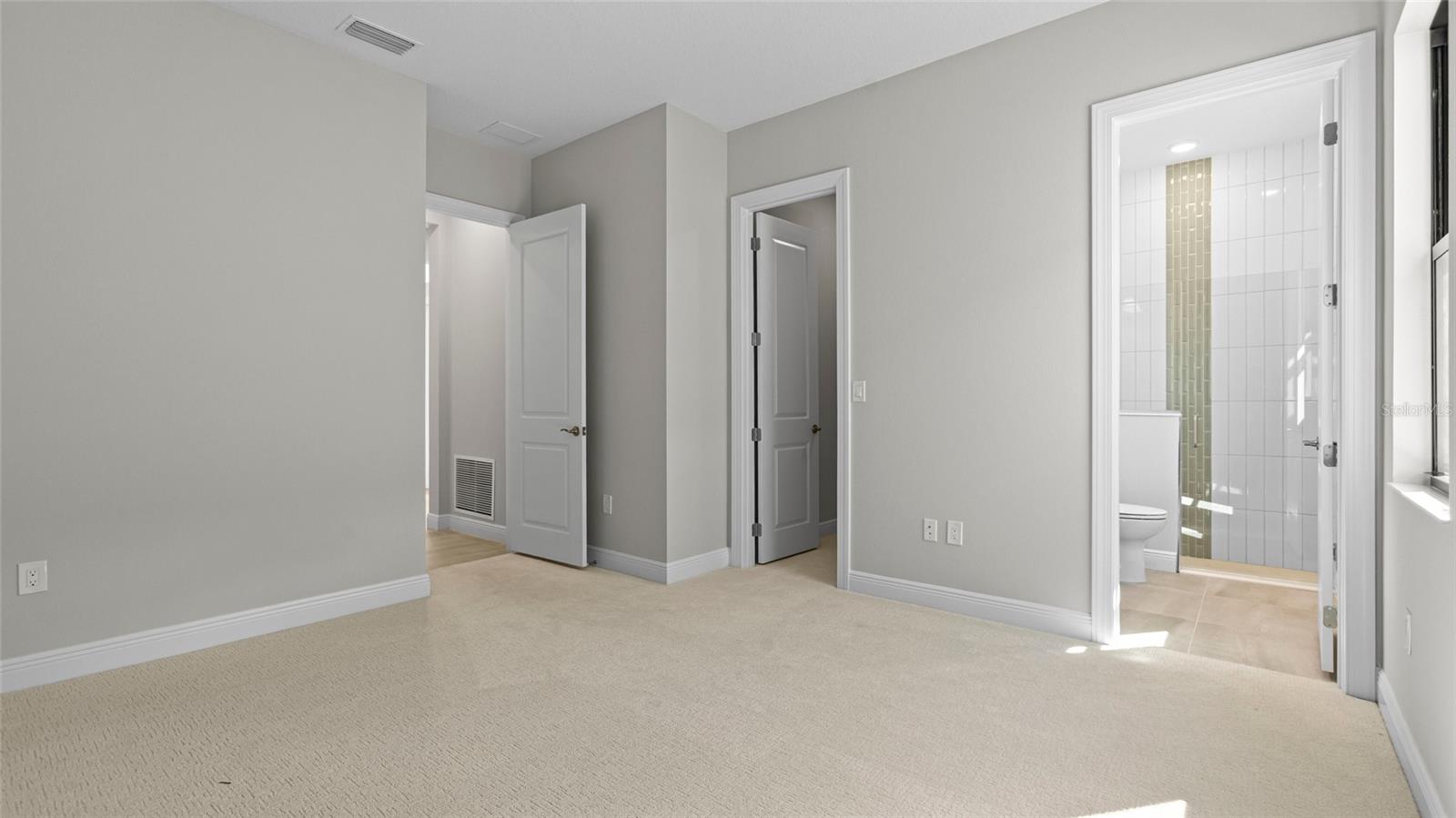 Image 25 of 63 For 4984 Fairhope Circle