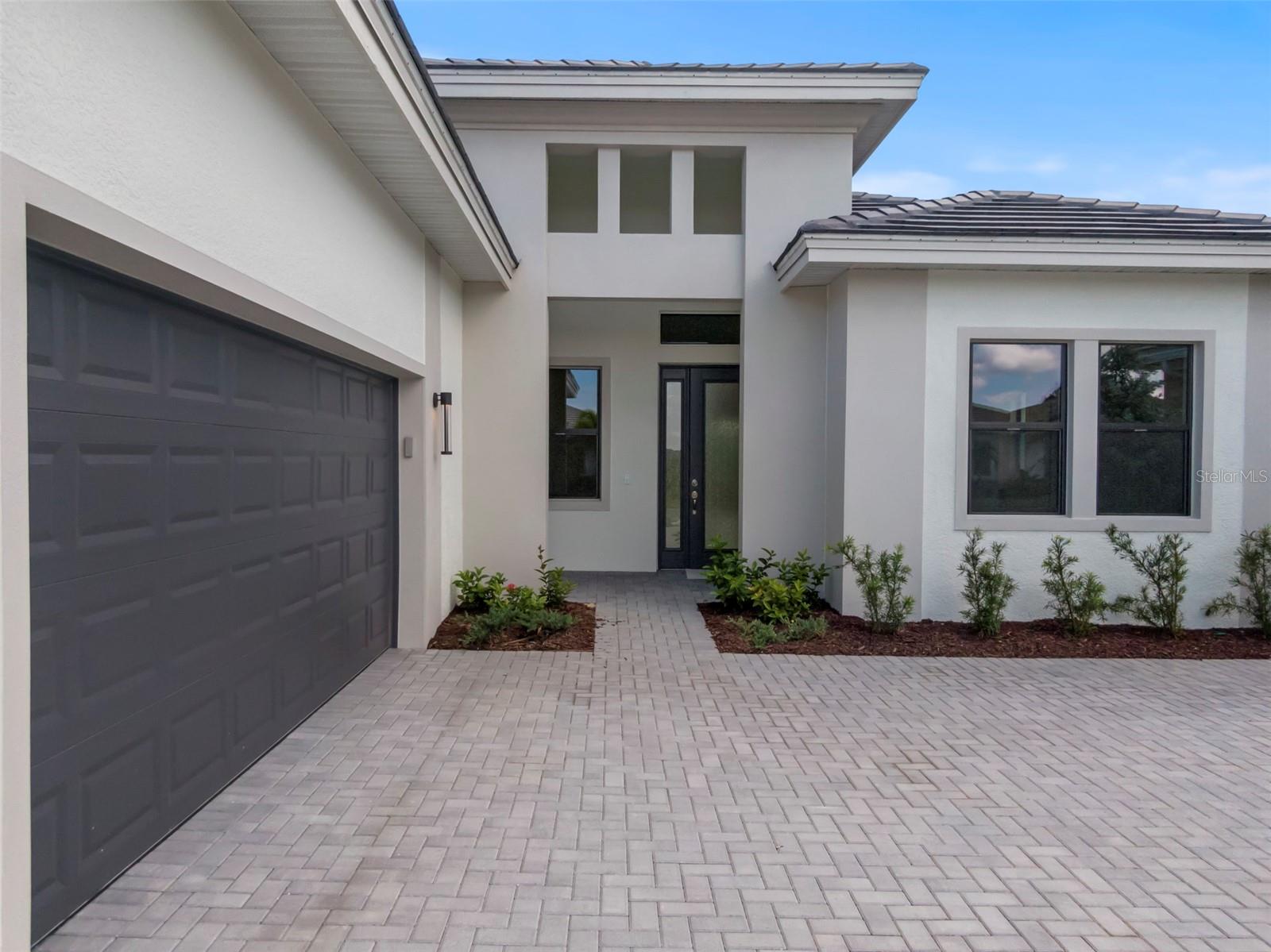 Image 3 of 80 For 4918 Kiva Circle