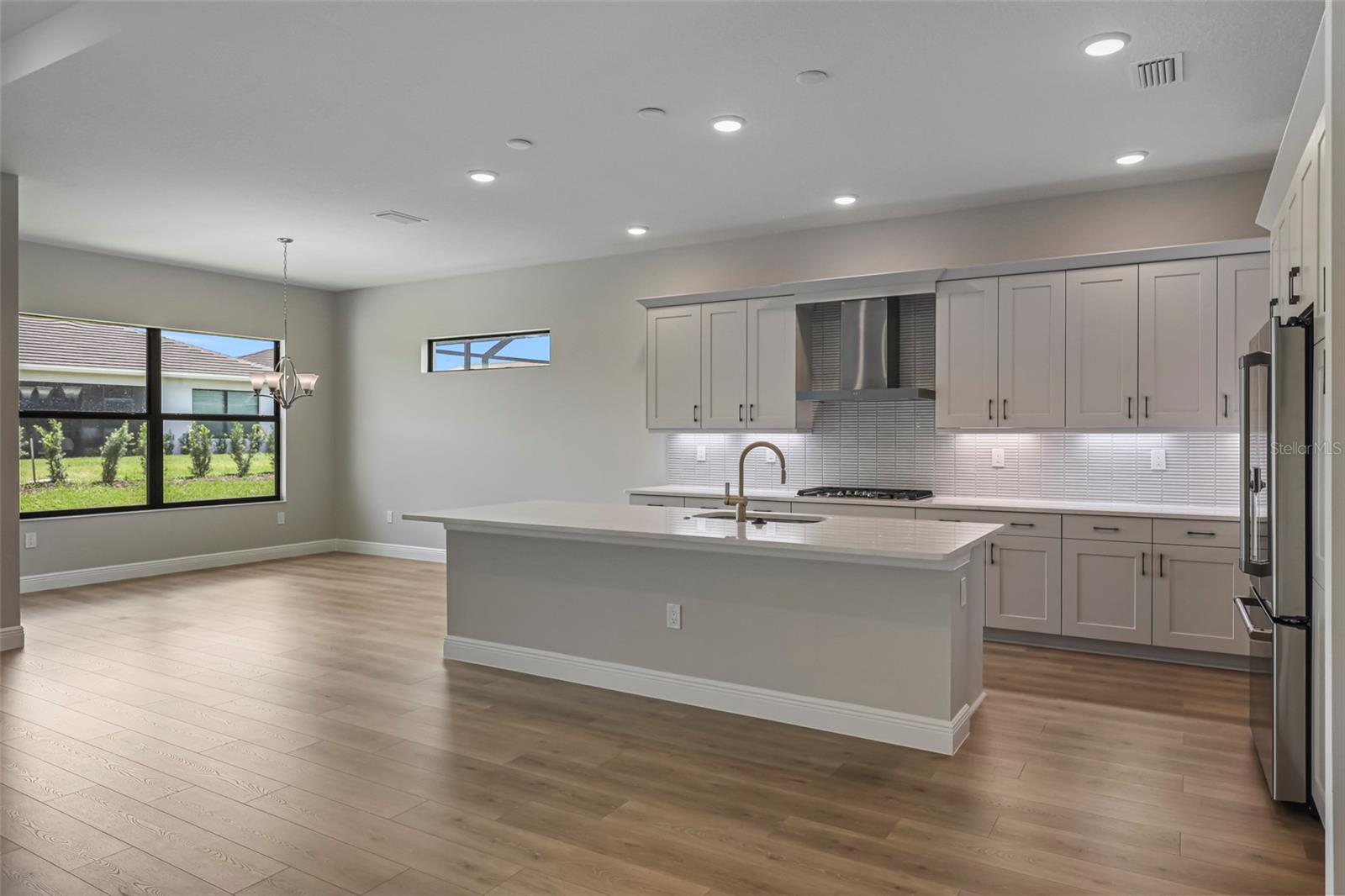 Image 30 of 80 For 4918 Kiva Circle