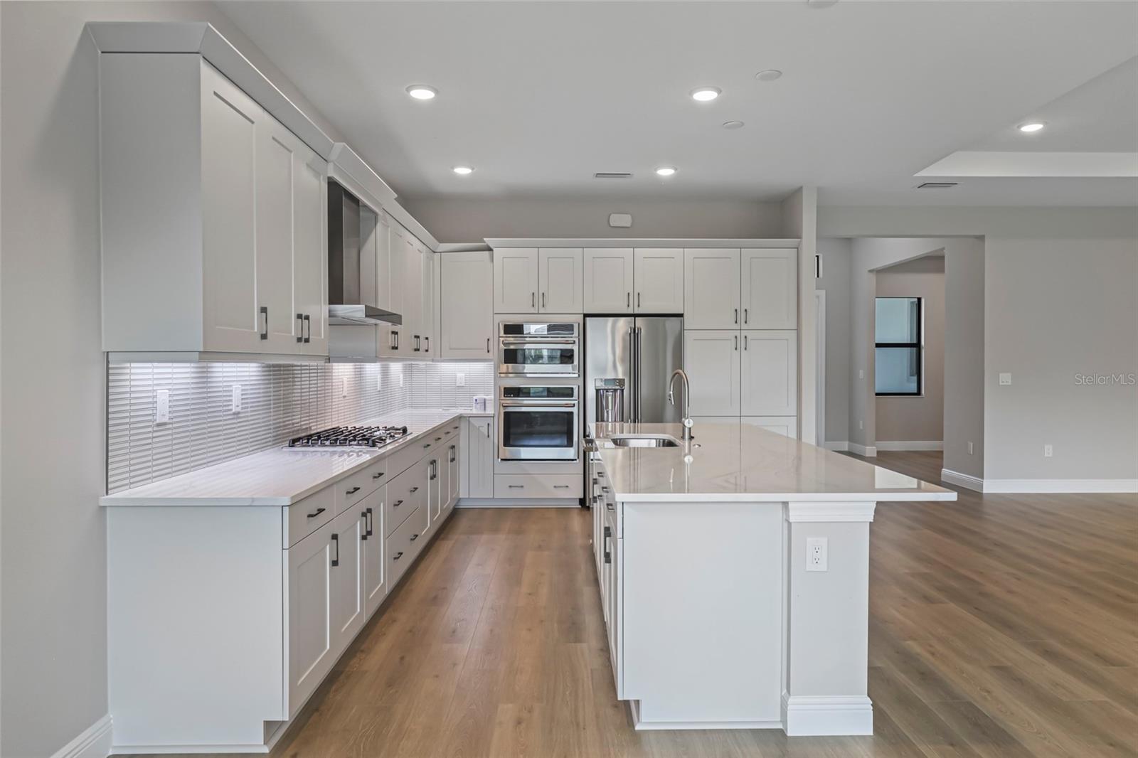 Image 32 of 80 For 4918 Kiva Circle