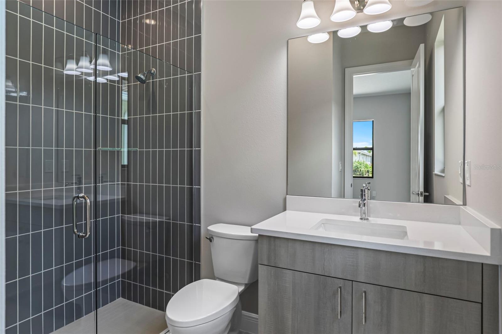 Image 48 of 80 For 4918 Kiva Circle