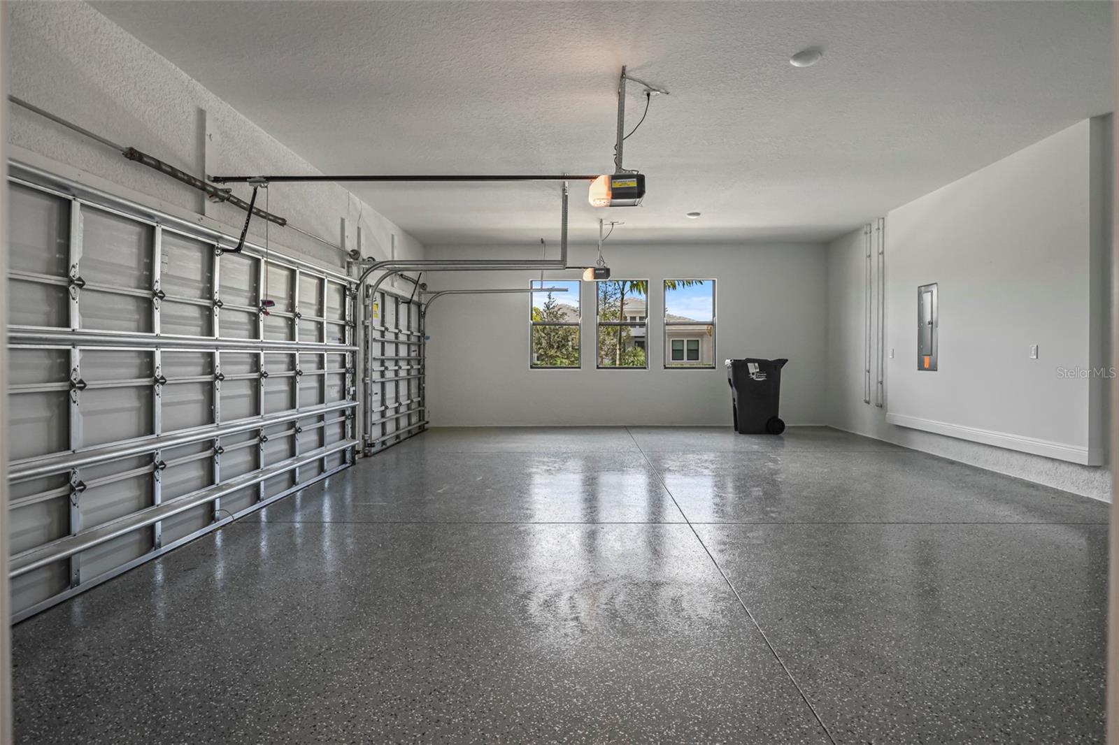 Image 49 of 80 For 4918 Kiva Circle