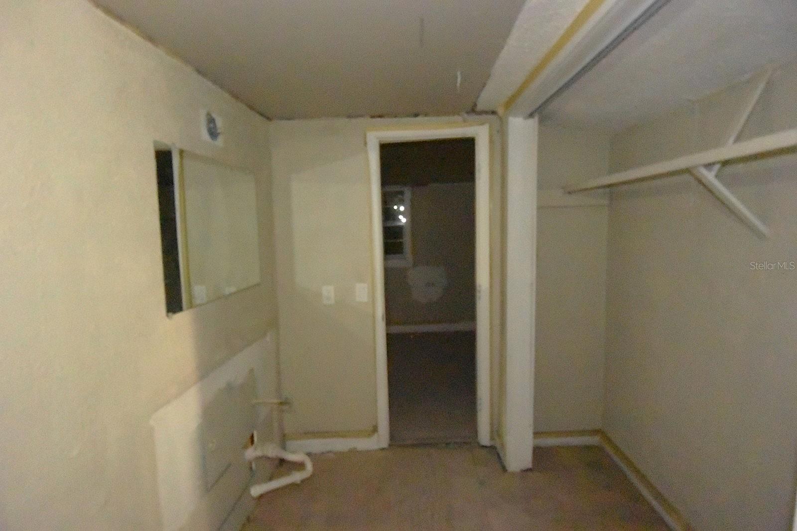 Image 17 of 35 For 913 28th Avenue