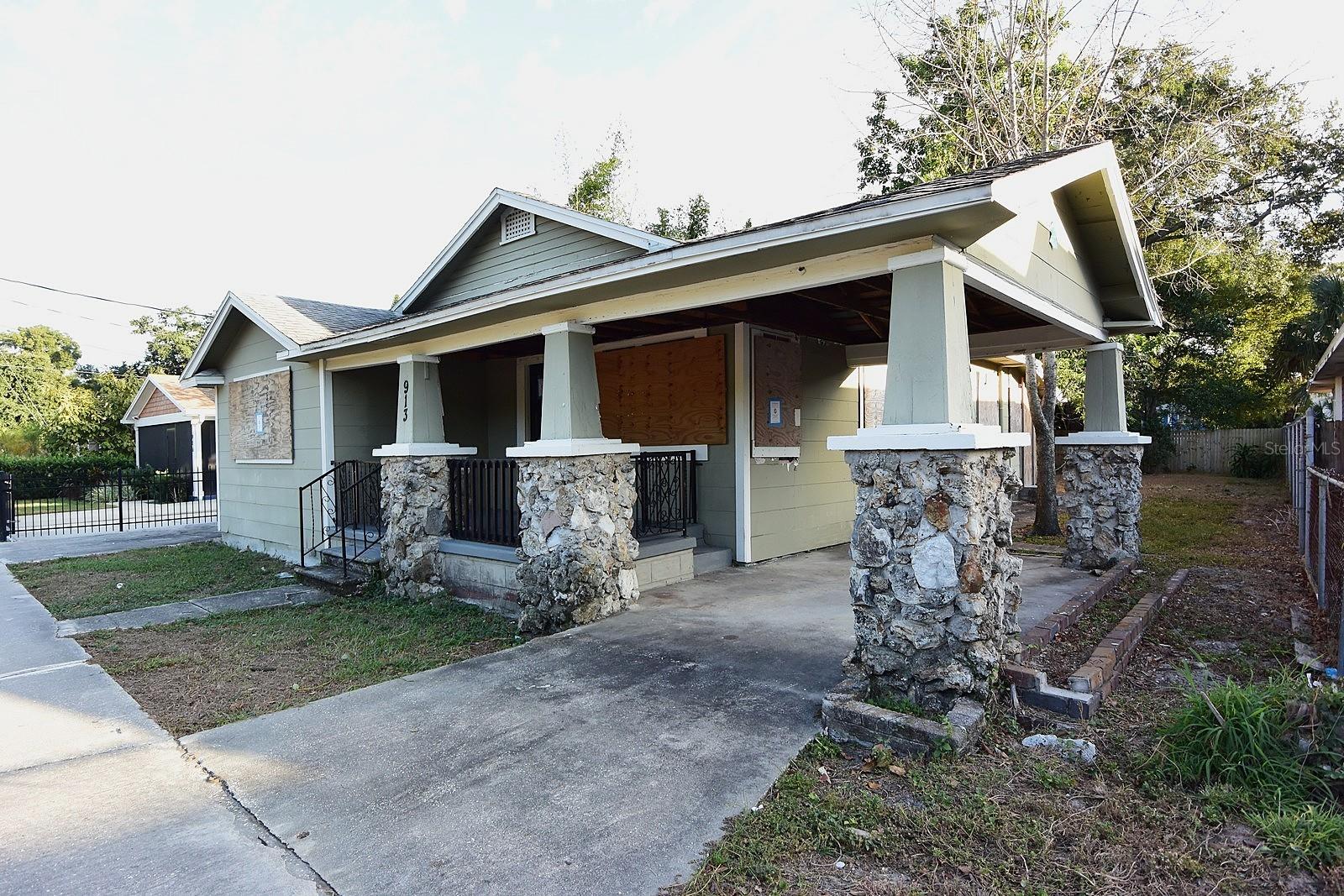 Image 28 of 35 For 913 28th Avenue