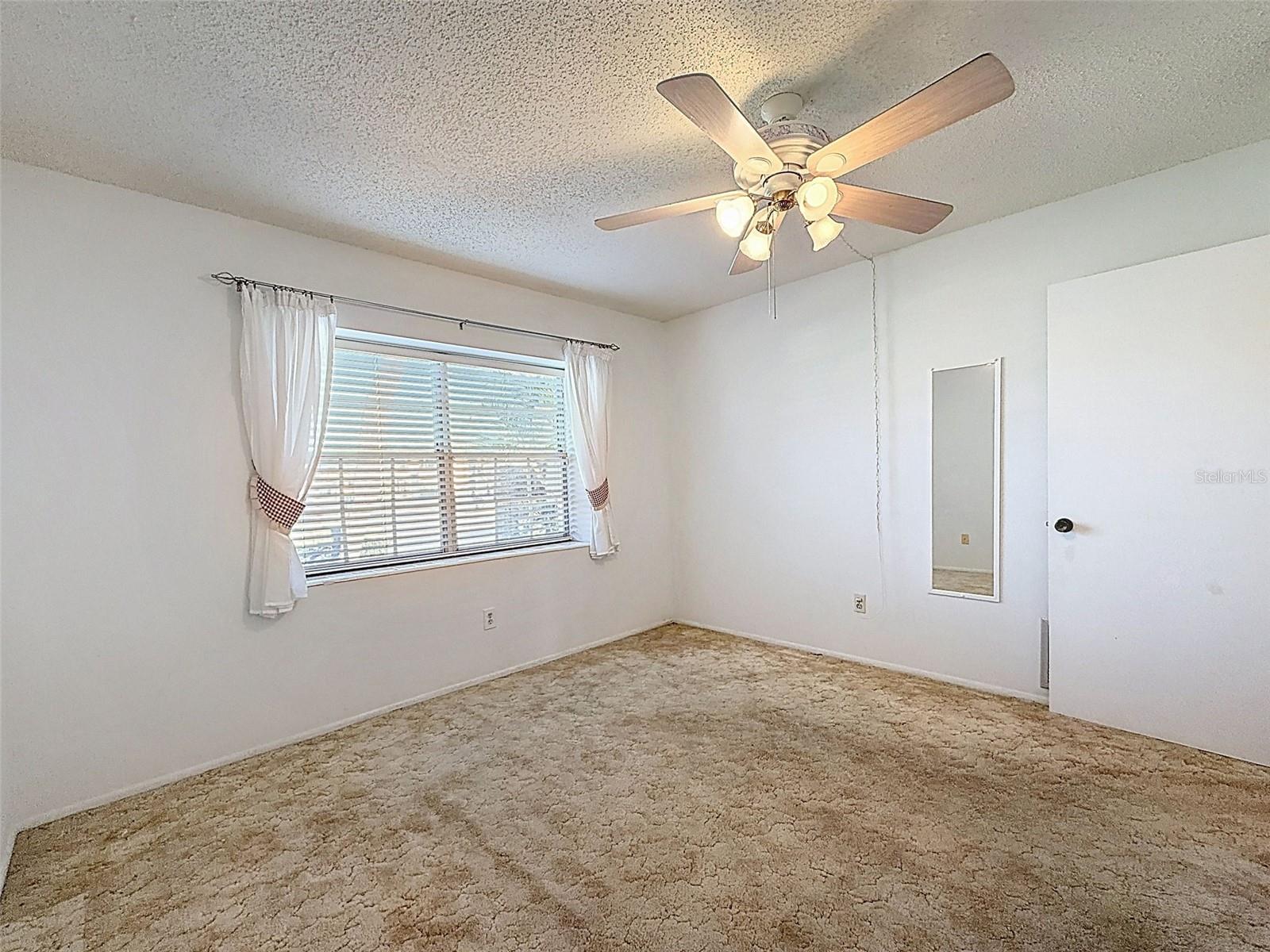 Image 19 of 35 For 11110 Carriage Hill Dr  1