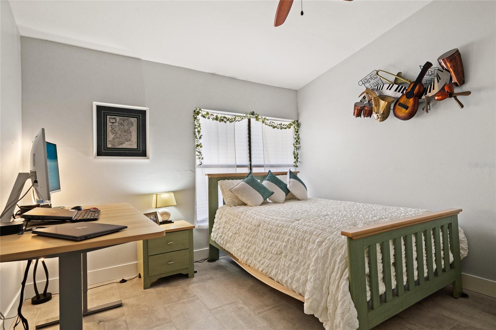 Image 21 of 36 For 3054 Pelican Place