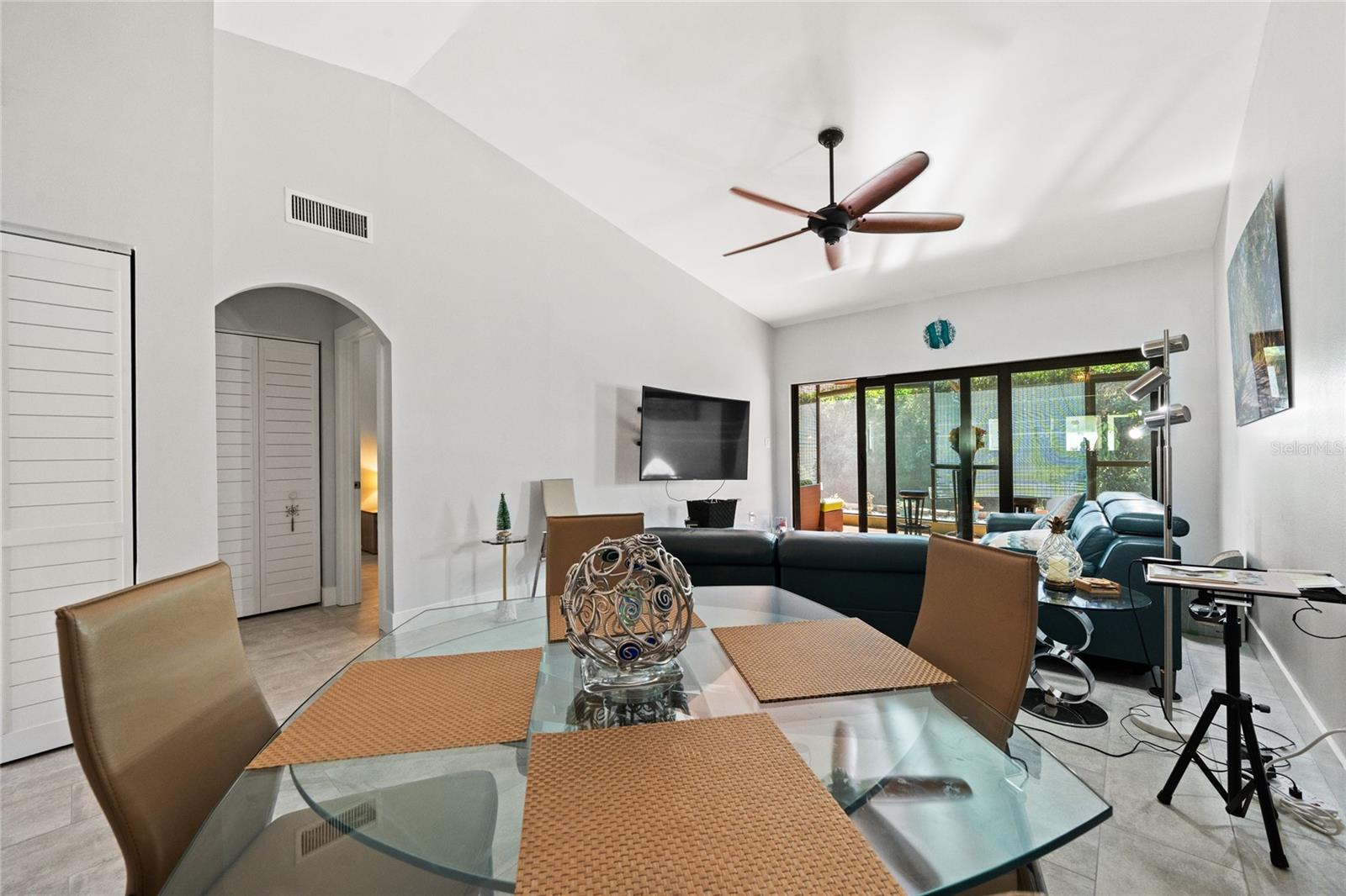 Image 7 of 36 For 3054 Pelican Place