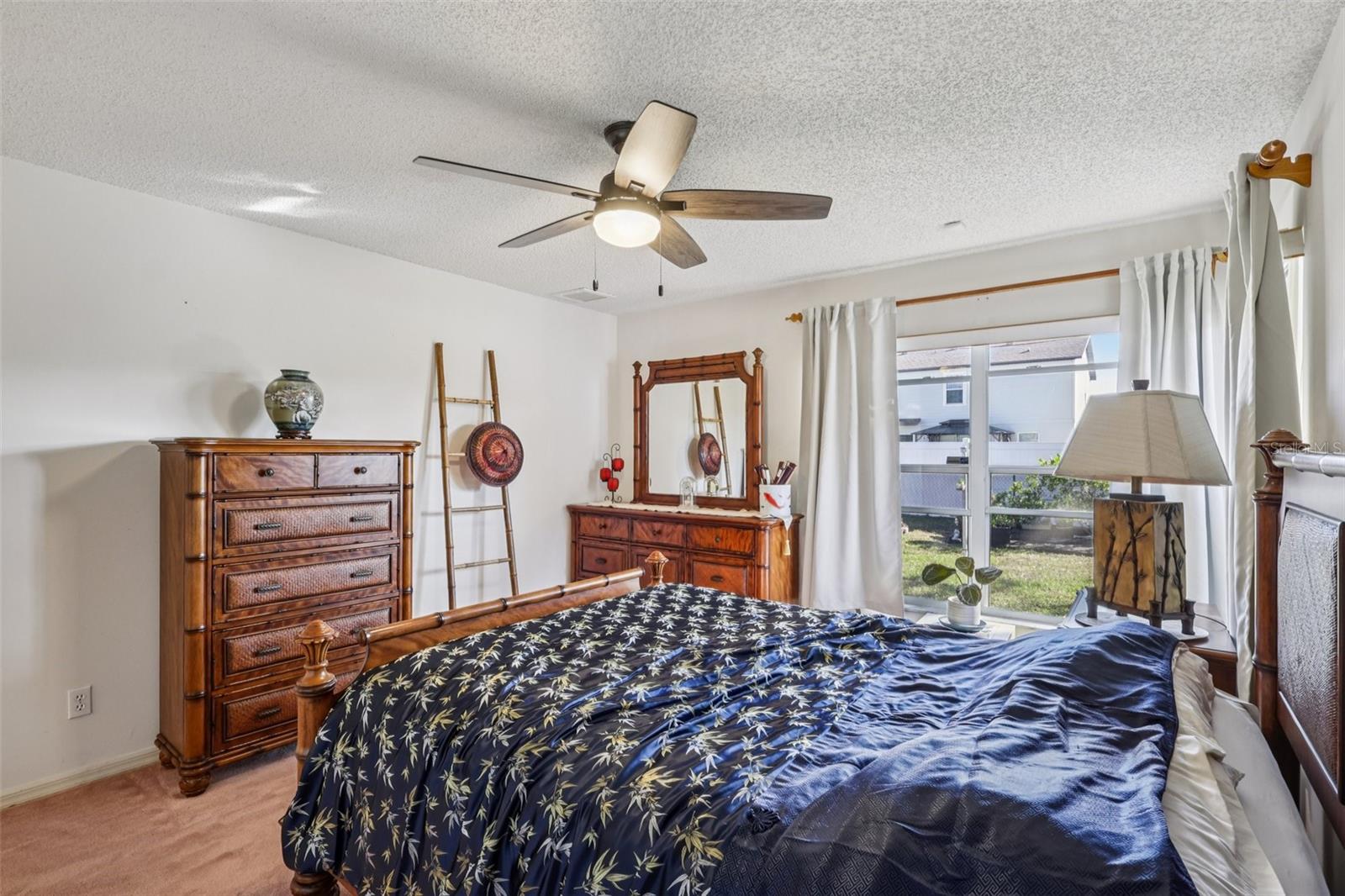 Image 29 of 40 For 5550 Newmark Street