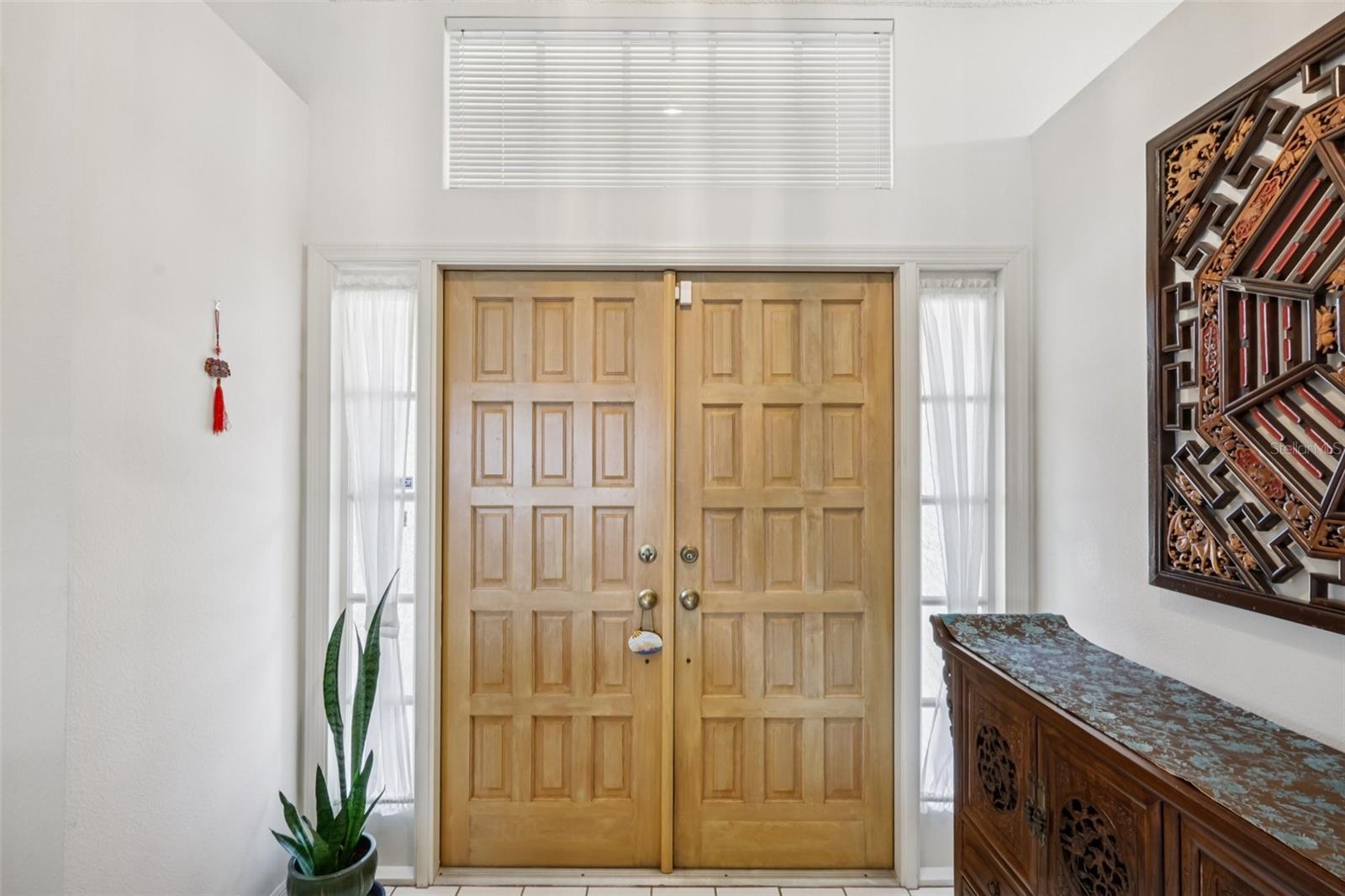 Image 4 of 40 For 5550 Newmark Street