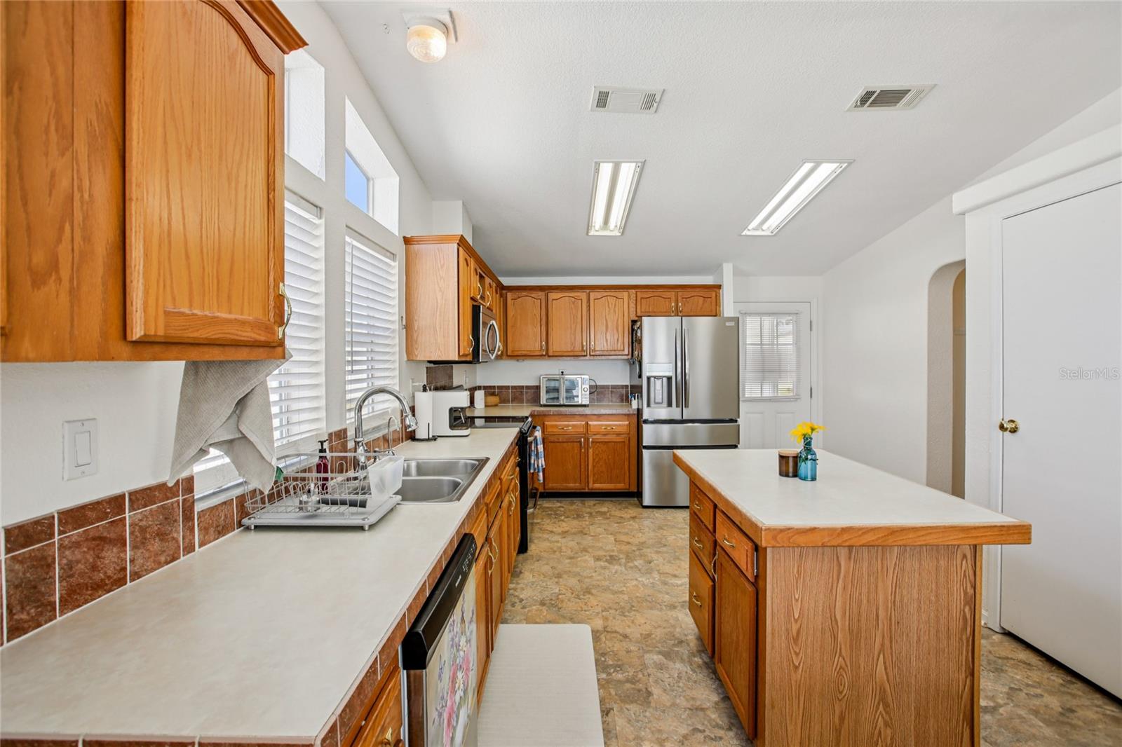 Image 15 of 53 For 8420 Fantasia Park Way