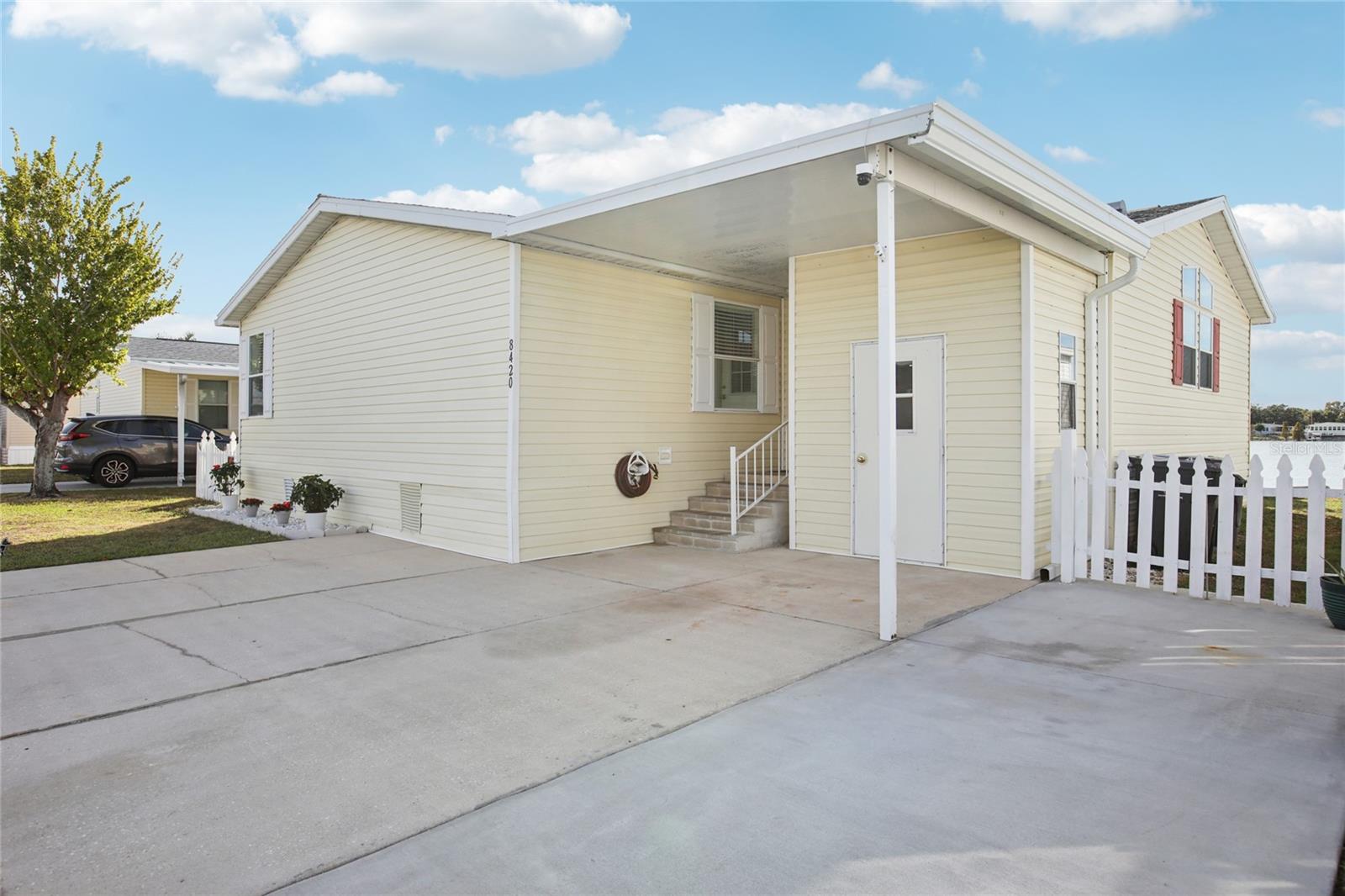 Image 4 of 53 For 8420 Fantasia Park Way