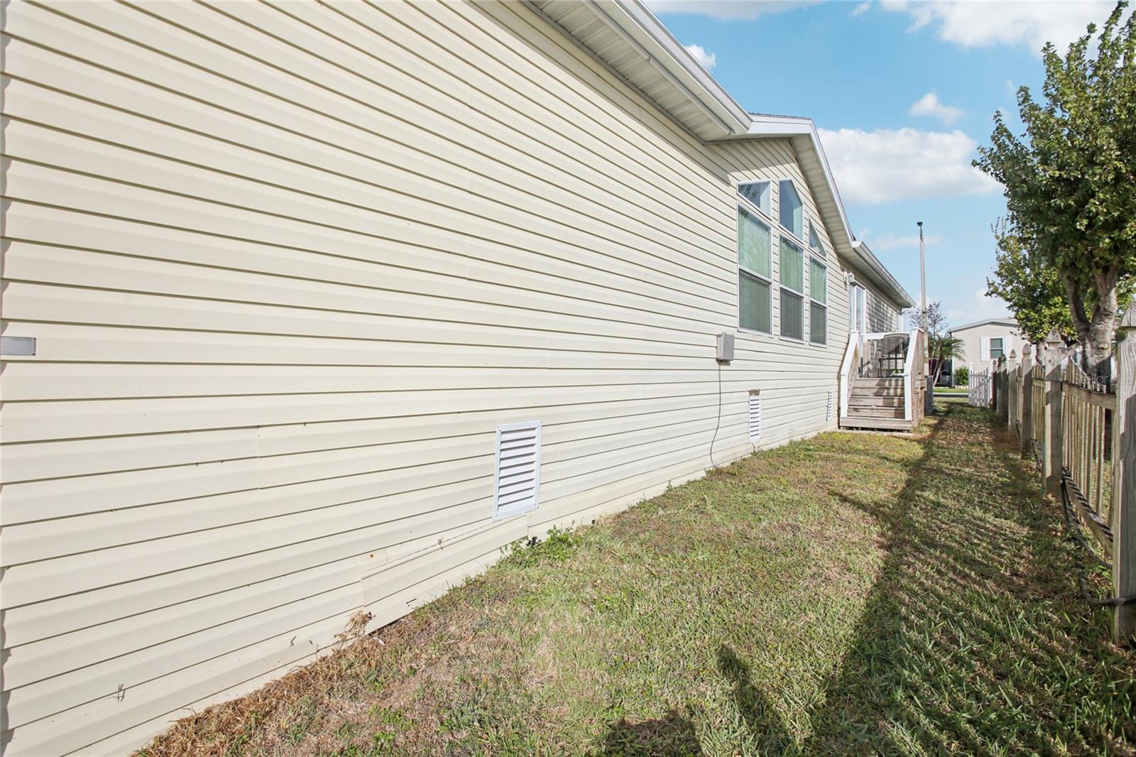 Image 40 of 53 For 8420 Fantasia Park Way