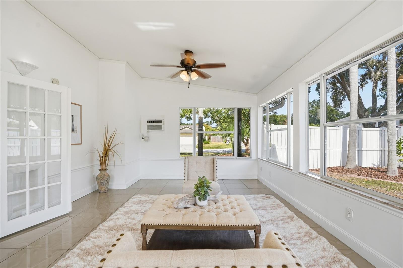 Image 11 of 41 For 15307 Winterwind Drive