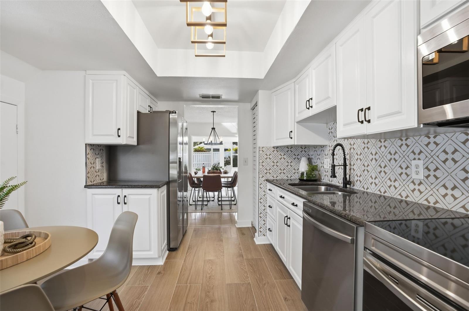 Image 17 of 41 For 15307 Winterwind Drive